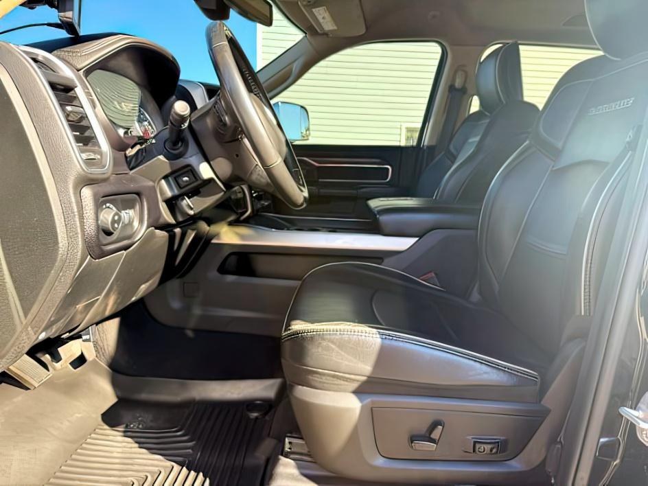 2020 BLACK /Black Ram 2500 Laramie Crew Cab 4X4 6'4 Box (3C6UR5FL8LG) with an Cummins 6.7L I-6 diesel direct injection engine, AUTOMATIC transmission, located at 1235 N Woodruff Ave., Idaho Falls, 83401, (208) 523-1053, 43.507172, -112.000488 - If you're looking for a heavy-duty truck that delivers legendary power, premium comfort, and rugged capability, this 2020 RAM 2500 Laramie Crew Cab checks every box. Powered by the renowned 6.7L Cummins Turbo Diesel, this truck is built to handle tough jobs, heavy towing, and long highway drives wi - Photo#12