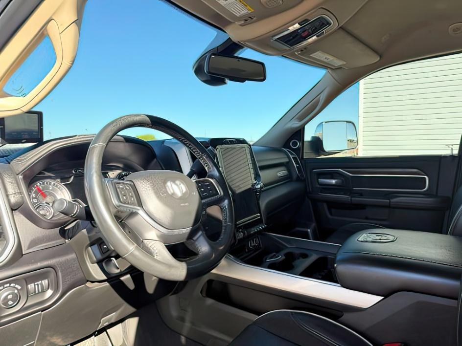 2020 BLACK /Black Ram 2500 Laramie Crew Cab 4X4 6'4 Box (3C6UR5FL8LG) with an Cummins 6.7L I-6 diesel direct injection engine, AUTOMATIC transmission, located at 1235 N Woodruff Ave., Idaho Falls, 83401, (208) 523-1053, 43.507172, -112.000488 - If you're looking for a heavy-duty truck that delivers legendary power, premium comfort, and rugged capability, this 2020 RAM 2500 Laramie Crew Cab checks every box. Powered by the renowned 6.7L Cummins Turbo Diesel, this truck is built to handle tough jobs, heavy towing, and long highway drives wi - Photo#13