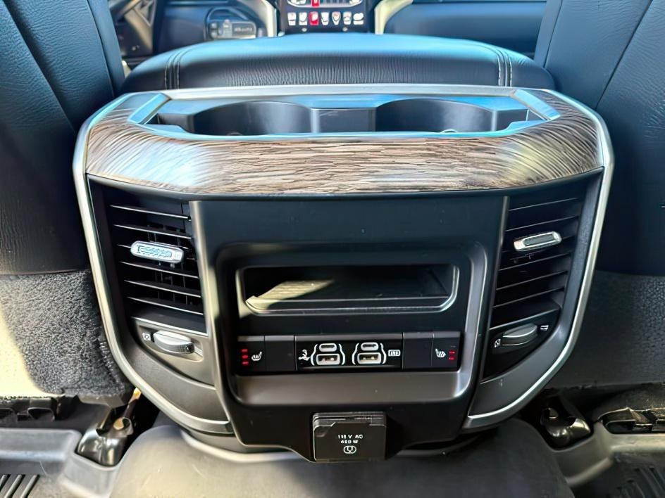 2020 BLACK /Black Ram 2500 Laramie Crew Cab 4X4 6'4 Box (3C6UR5FL8LG) with an Cummins 6.7L I-6 diesel direct injection engine, AUTOMATIC transmission, located at 1235 N Woodruff Ave., Idaho Falls, 83401, (208) 523-1053, 43.507172, -112.000488 - If you're looking for a heavy-duty truck that delivers legendary power, premium comfort, and rugged capability, this 2020 RAM 2500 Laramie Crew Cab checks every box. Powered by the renowned 6.7L Cummins Turbo Diesel, this truck is built to handle tough jobs, heavy towing, and long highway drives wi - Photo#22