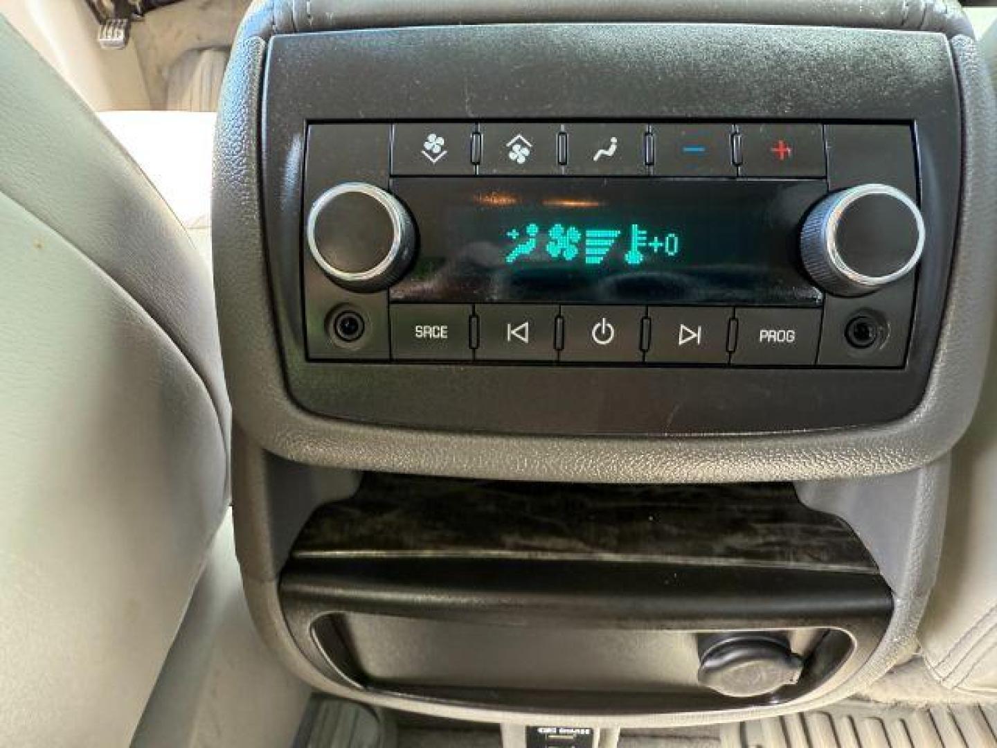 2014 White Opal /Titanium Buick Enclave (5GAKVCKD9EJ) with an 36L V-6 gasoline direct injection engine, Automatic transmission, located at 1175 N Woodruff Ave, Idaho Falls, ID, 83401, 43.506901, -111.999657 - At Timberline Auto, finding a great deal on your next vehicle is always easy! Our experienced sales staff's goal is to help find you the right vehicle at the right price! Our knowledgeable finance department has options for almost any credit score. We offer extended service contract options to prote - Photo#20
