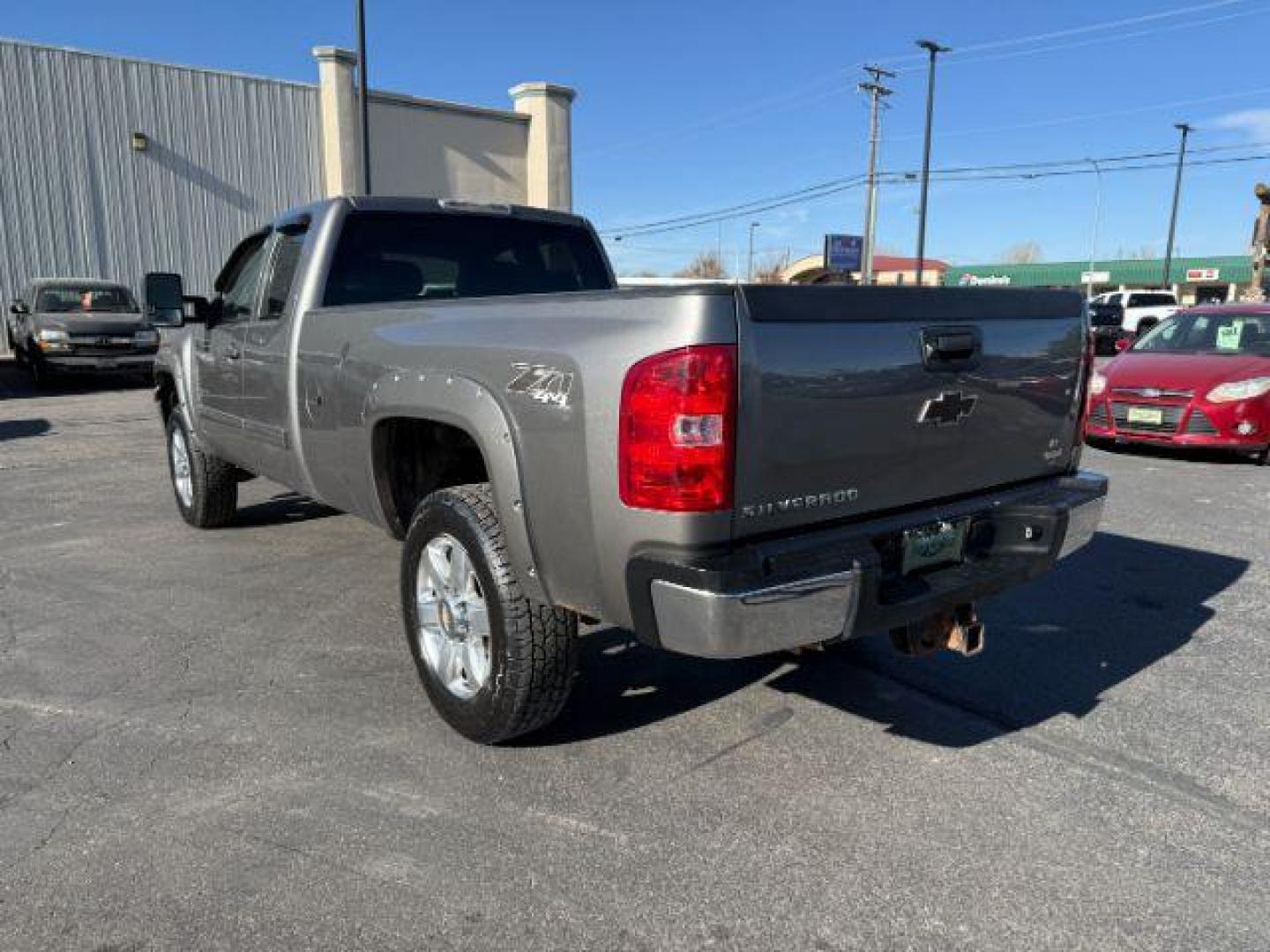 2013 Graystone Metallic /Ebony Chevrolet Silverado 2500HD (1GC2KXCG2DZ) with an Vortec 6L V-8 variable valve control engine, Automatic transmission, located at 1175 N Woodruff Ave, Idaho Falls, ID, 83401, 43.506901, -111.999657 - At Timberline Auto, finding a great deal on your next vehicle is always easy! Our experienced sales staff's goal is to help find you the right vehicle at the right price! Our knowledgeable finance department has options for almost any credit score. We offer extended service contract options to prote - Photo#23