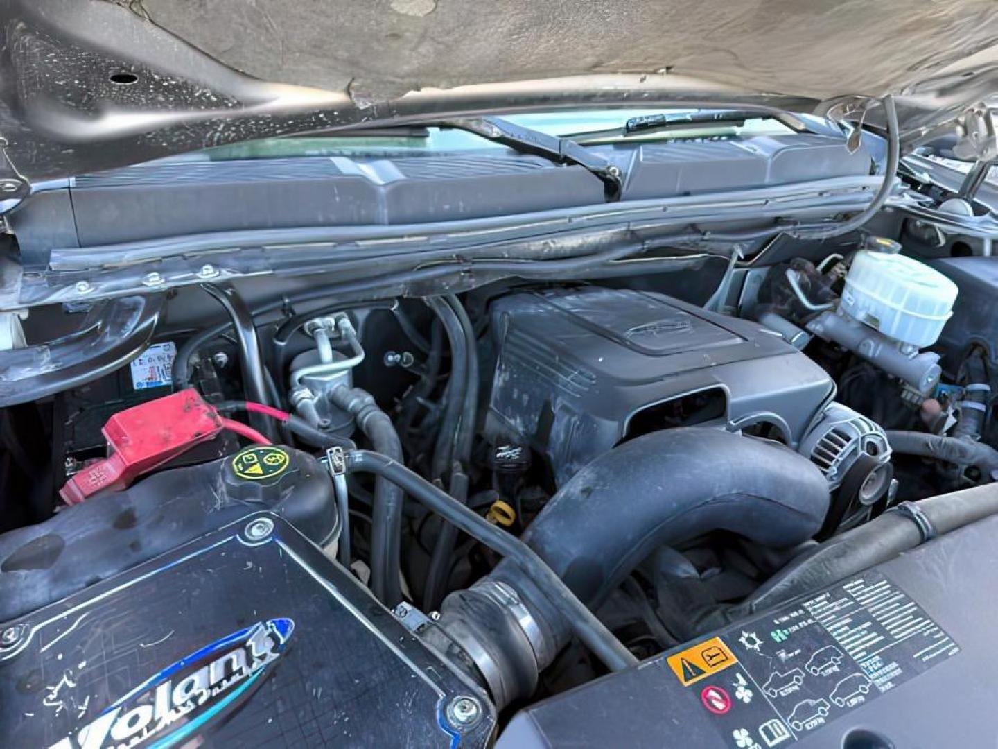 2013 Graystone Metallic /Ebony Chevrolet Silverado 2500HD (1GC2KXCG2DZ) with an Vortec 6L V-8 variable valve control engine, Automatic transmission, located at 1175 N Woodruff Ave, Idaho Falls, ID, 83401, 43.506901, -111.999657 - At Timberline Auto, finding a great deal on your next vehicle is always easy! Our experienced sales staff's goal is to help find you the right vehicle at the right price! Our knowledgeable finance department has options for almost any credit score. We offer extended service contract options to prote - Photo#20