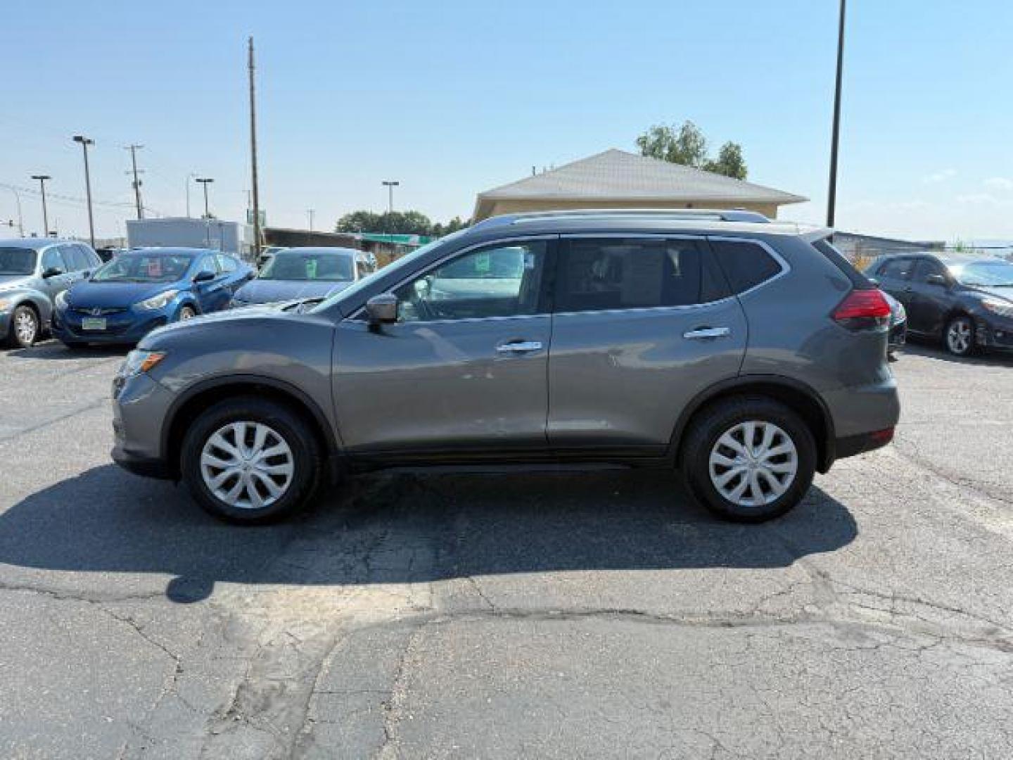 2017 GRAY /CLOTH Nissan Rogue (JN8AT2MV0HW) , Automatic transmission, located at 1175 N Woodruff Ave, Idaho Falls, ID, 83401, 43.506901, -111.999657 - At Timberline Auto, finding a great deal on your next vehicle is always easy! Our experienced sales staff's goal is to help find you the right vehicle at the right price! Our knowledgeable finance department has options for almost any credit score. We offer extended service contract options to prote - Photo#23