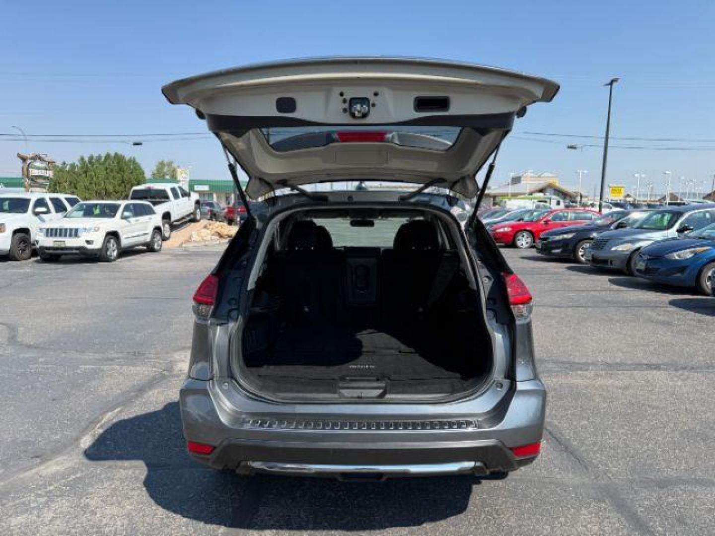 2017 GRAY /CLOTH Nissan Rogue (JN8AT2MV0HW) , Automatic transmission, located at 1175 N Woodruff Ave, Idaho Falls, ID, 83401, 43.506901, -111.999657 - At Timberline Auto, finding a great deal on your next vehicle is always easy! Our experienced sales staff's goal is to help find you the right vehicle at the right price! Our knowledgeable finance department has options for almost any credit score. We offer extended service contract options to prote - Photo#27