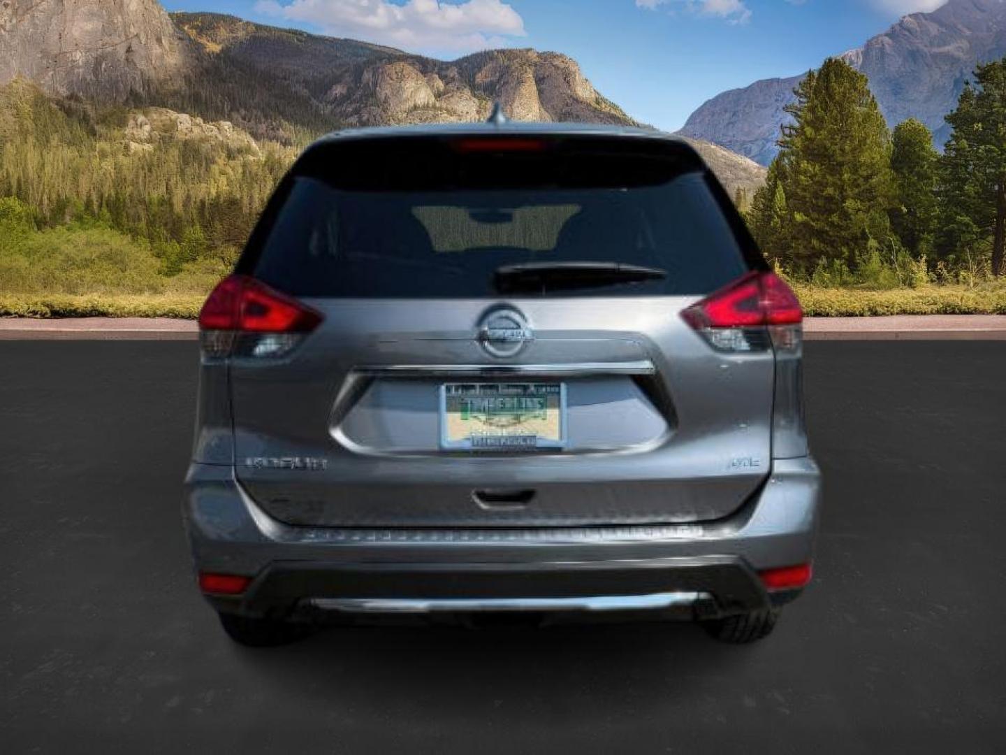 2017 GRAY /CLOTH Nissan Rogue (JN8AT2MV0HW) , Automatic transmission, located at 1175 N Woodruff Ave, Idaho Falls, ID, 83401, 43.506901, -111.999657 - At Timberline Auto, finding a great deal on your next vehicle is always easy! Our experienced sales staff's goal is to help find you the right vehicle at the right price! Our knowledgeable finance department has options for almost any credit score. We offer extended service contract options to prote - Photo#3