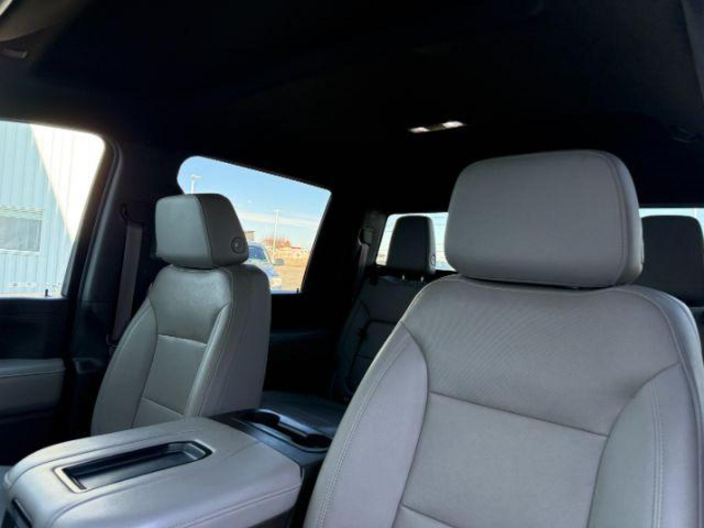 2021 Summit White /Jet Black Chevrolet Silverado 3500HD (1GC4YUEY4MF) with an Duramax 66L V-8 diesel direct injection engine, Automatic transmission, located at 1175 N Woodruff Ave, Idaho Falls, ID, 83401, 43.506901, -111.999657 - At Timberline Auto, finding a great deal on your next vehicle is always easy! Our experienced sales staff's goal is to help find you the right vehicle at the right price! Our knowledgeable finance department has options for almost any credit score. We offer extended service contract options to prote - Photo#47