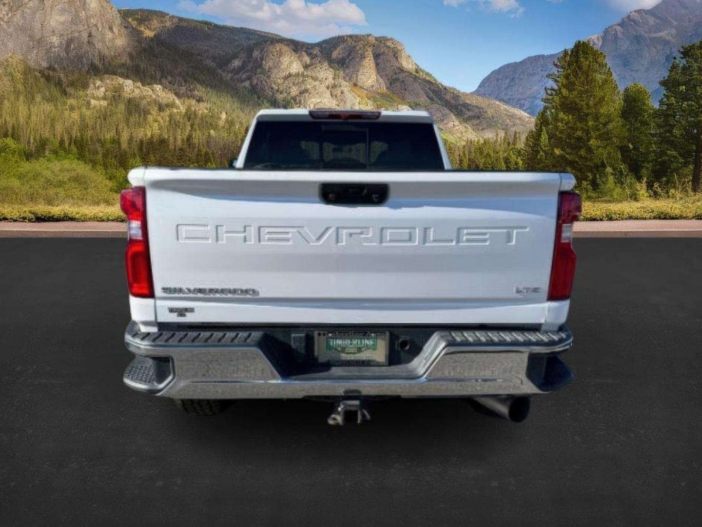 2021 Summit White /Jet Black Chevrolet Silverado 3500HD (1GC4YUEY4MF) with an Duramax 66L V-8 diesel direct injection engine, Automatic transmission, located at 1175 N Woodruff Ave, Idaho Falls, ID, 83401, 43.506901, -111.999657 - At Timberline Auto, finding a great deal on your next vehicle is always easy! Our experienced sales staff's goal is to help find you the right vehicle at the right price! Our knowledgeable finance department has options for almost any credit score. We offer extended service contract options to prote - Photo#3