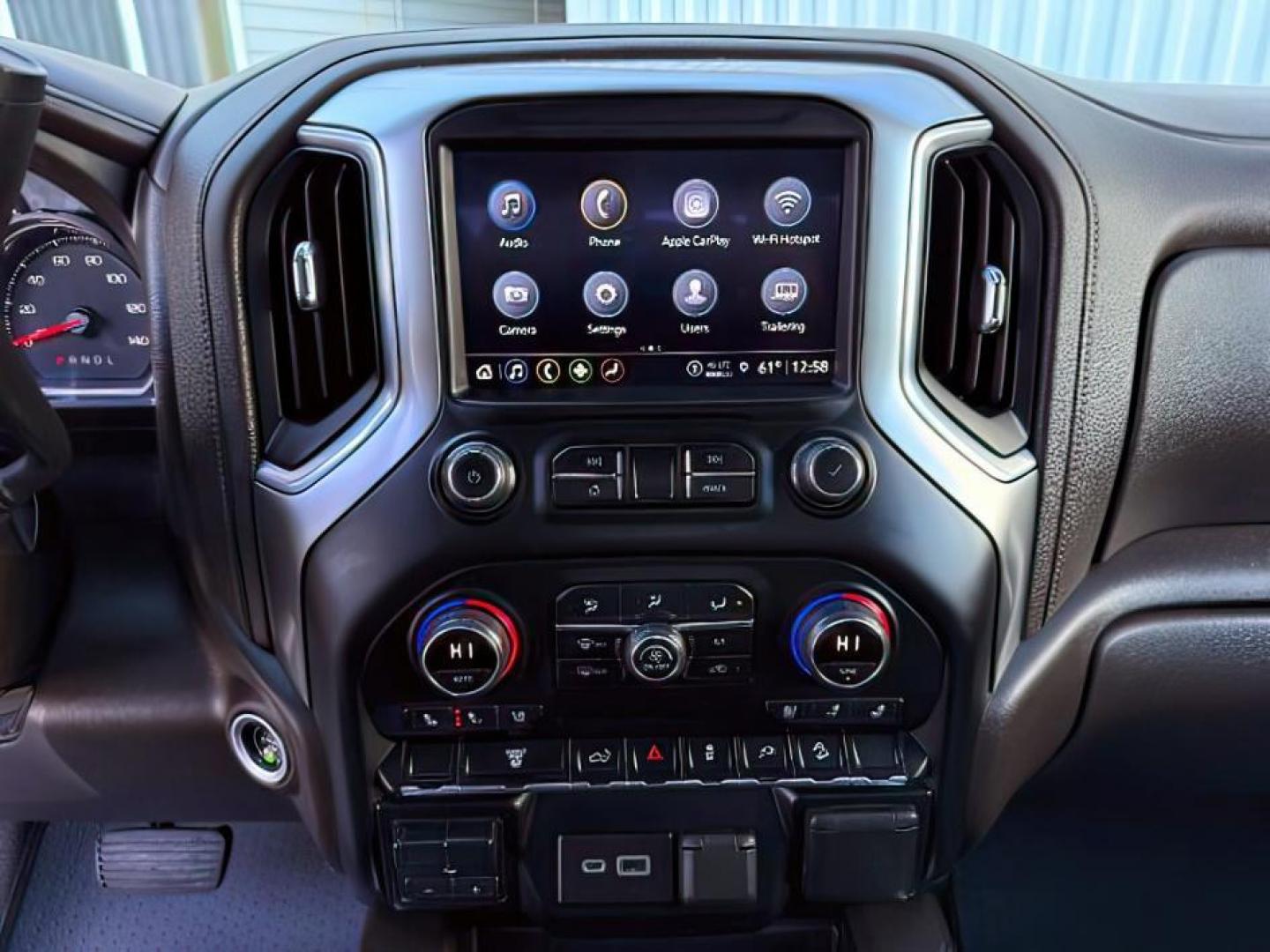 2021 Summit White /Jet Black Chevrolet Silverado 3500HD (1GC4YUEY4MF) with an Duramax 66L V-8 diesel direct injection engine, Automatic transmission, located at 1175 N Woodruff Ave, Idaho Falls, ID, 83401, 43.506901, -111.999657 - At Timberline Auto, finding a great deal on your next vehicle is always easy! Our experienced sales staff's goal is to help find you the right vehicle at the right price! Our knowledgeable finance department has options for almost any credit score. We offer extended service contract options to prote - Photo#15