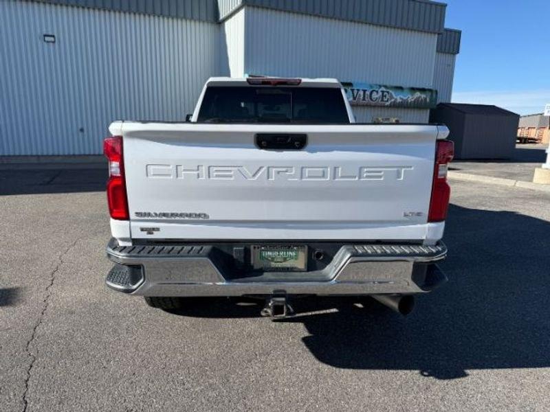 2021 Iridescent Pearl Tricoat /Gideon/Very Dark Atmosphere Chevrolet Silverado LTZ (1GC4YUEY4MF) with an V8, 6.6L engine, 10-speed automatic transmission, located at 1175 N Woodruff Ave, Idaho Falls, ID, 83401, 43.506901, -111.999657 - <b>Vehicle Details</b><br>Discover exceptional capability and premium comfort in this pre-owned 2021 Chevrolet Silverado 3500 LTZ 4WD, now available in Idaho Falls, ID. Powered by a robust V8 6.6L Diesel engine, this heavy-duty pickup is built to handle demanding towing, hauling, and everyday drivin- Photo#3