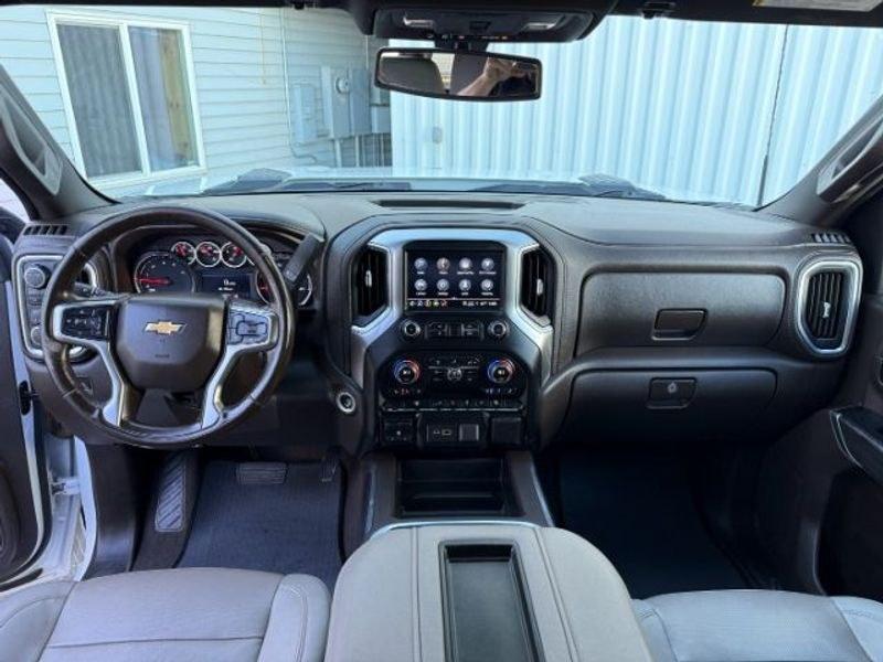 2021 Iridescent Pearl Tricoat /Gideon/Very Dark Atmosphere Chevrolet Silverado LTZ (1GC4YUEY4MF) with an V8, 6.6L engine, 10-speed automatic transmission, located at 1175 N Woodruff Ave, Idaho Falls, ID, 83401, 43.506901, -111.999657 - <b>Vehicle Details</b><br>Discover exceptional capability and premium comfort in this pre-owned 2021 Chevrolet Silverado 3500 LTZ 4WD, now available in Idaho Falls, ID. Powered by a robust V8 6.6L Diesel engine, this heavy-duty pickup is built to handle demanding towing, hauling, and everyday drivin- Photo#23