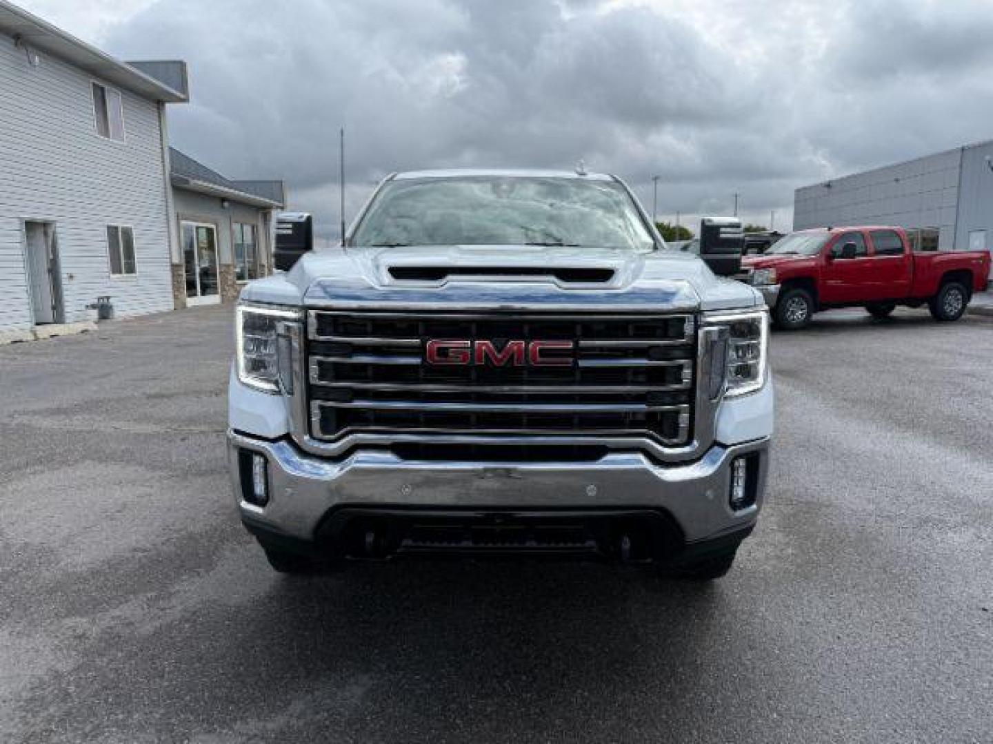 2022 Summit White /Jet Black GMC Sierra 3500HD (1GT49UEY8NF) with an Duramax 66L V-8 diesel direct injection engine, Automatic transmission, located at 1175 N Woodruff Ave, Idaho Falls, ID, 83401, 43.506901, -111.999657 - At Timberline Auto, finding a great deal on your next vehicle is always easy! Our experienced sales staff's goal is to help find you the right vehicle at the right price! Our knowledgeable finance department has options for almost any credit score. We offer extended service contract options to prote - Photo#35