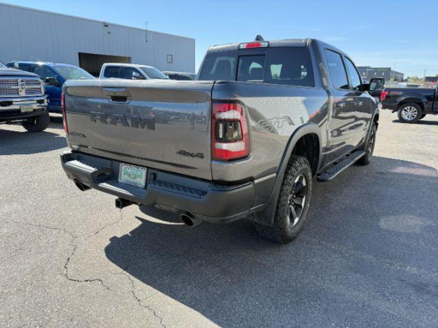 2022 GRAY /LEATHER Ram 1500 (1C6SRFLT3NN) with an 57 engine, Automatic transmission, located at 1175 N Woodruff Ave, Idaho Falls, ID, 83401, 43.506901, -111.999657 - At Timberline Auto, finding a great deal on your next vehicle is always easy! Our experienced sales staff's goal is to help find you the right vehicle at the right price! Our knowledgeable finance department has options for almost any credit score. We offer extended service contract options to prote - Photo#31