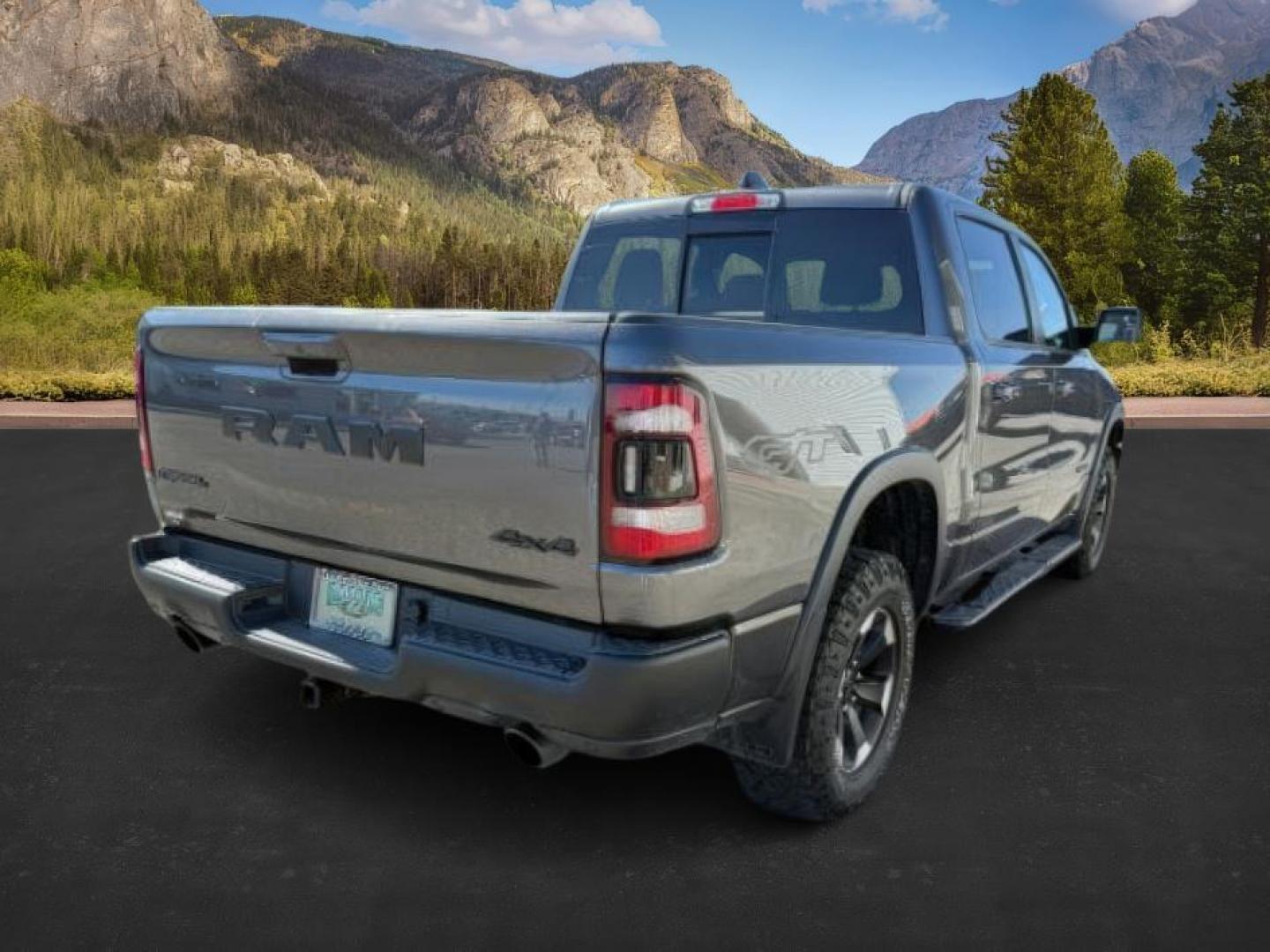 2022 GRAY /LEATHER Ram 1500 (1C6SRFLT3NN) with an 57 engine, Automatic transmission, located at 1175 N Woodruff Ave, Idaho Falls, ID, 83401, 43.506901, -111.999657 - At Timberline Auto, finding a great deal on your next vehicle is always easy! Our experienced sales staff's goal is to help find you the right vehicle at the right price! Our knowledgeable finance department has options for almost any credit score. We offer extended service contract options to prote - Photo#5