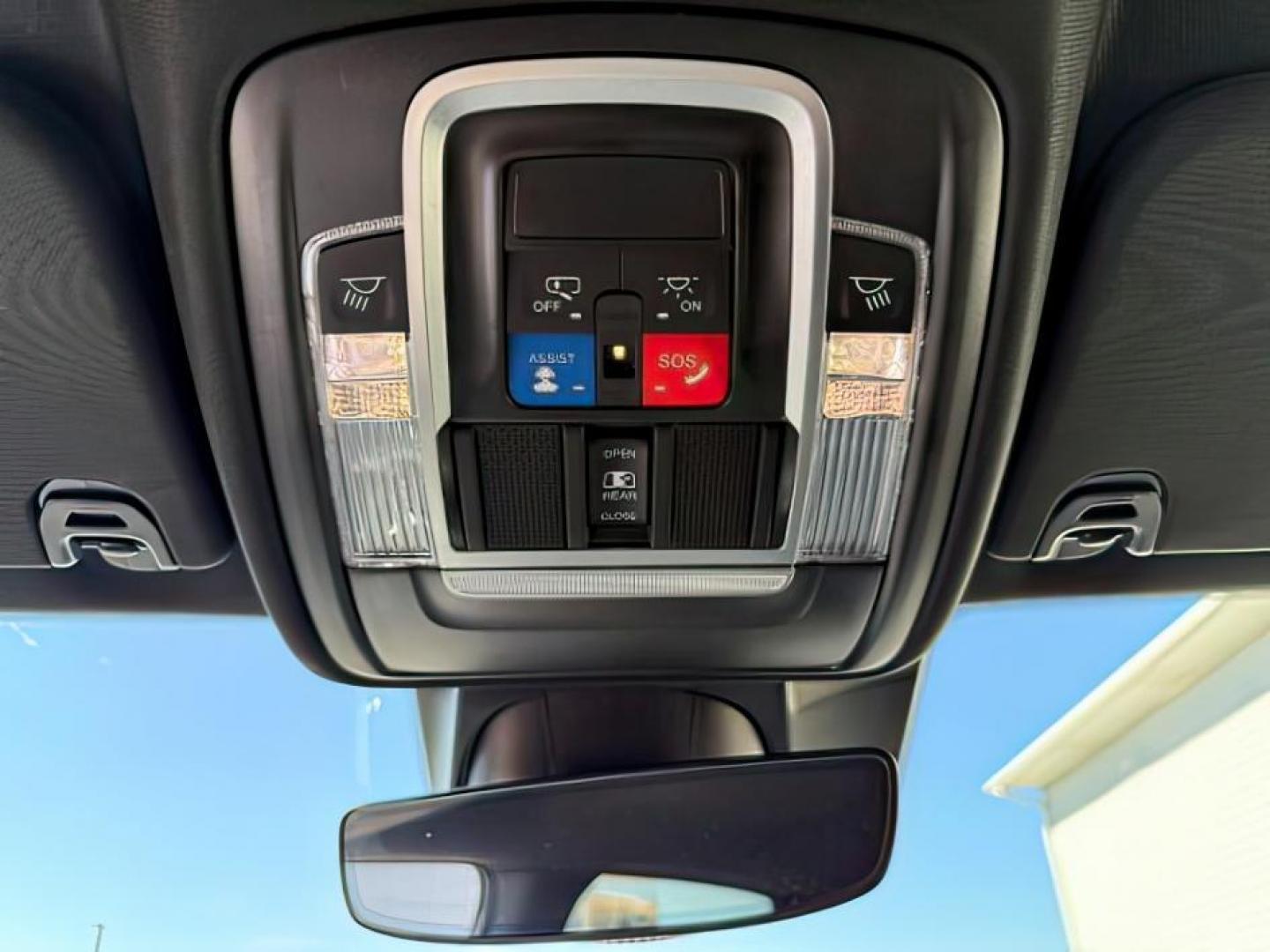 2022 GRAY /LEATHER Ram 1500 (1C6SRFLT3NN) with an 57 engine, Automatic transmission, located at 1175 N Woodruff Ave, Idaho Falls, ID, 83401, 43.506901, -111.999657 - At Timberline Auto, finding a great deal on your next vehicle is always easy! Our experienced sales staff's goal is to help find you the right vehicle at the right price! Our knowledgeable finance department has options for almost any credit score. We offer extended service contract options to prote - Photo#17
