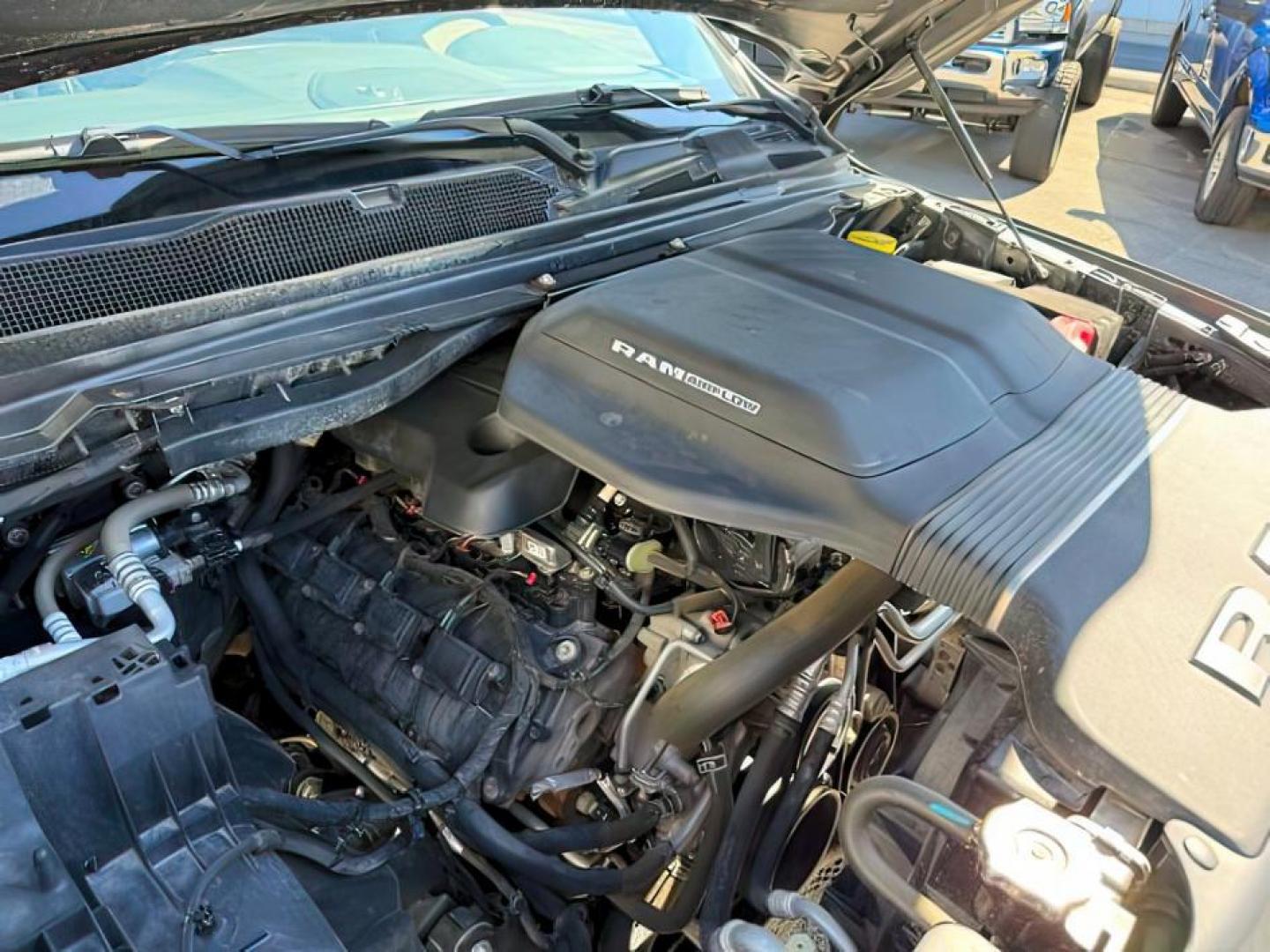 2022 GRAY /LEATHER Ram 1500 (1C6SRFLT3NN) with an 57 engine, Automatic transmission, located at 1175 N Woodruff Ave, Idaho Falls, ID, 83401, 43.506901, -111.999657 - At Timberline Auto, finding a great deal on your next vehicle is always easy! Our experienced sales staff's goal is to help find you the right vehicle at the right price! Our knowledgeable finance department has options for almost any credit score. We offer extended service contract options to prote - Photo#25