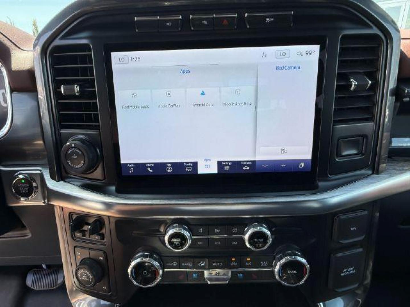 2022 WHITE /Black Ford F-150 (1FTFW1E84NF) with an 35L V-6 portdirect injection engine, Automatic transmission, located at 1175 N Woodruff Ave, Idaho Falls, ID, 83401, 43.506901, -111.999657 - At Timberline Auto, finding a great deal on your next vehicle is always easy! Our experienced sales staff's goal is to help find you the right vehicle at the right price! Our knowledgeable finance department has options for almost any credit score. We offer extended service contract options to prote - Photo#39