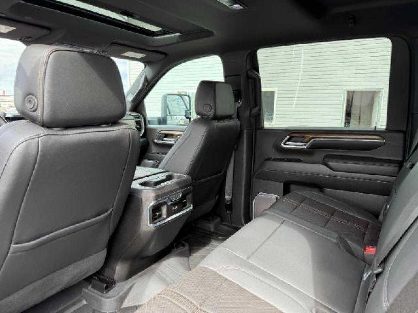 2024 Black /LEATHER Chevrolet Silverado 3500HD (2GC4YVEY3R1) with an Duramax 66L V-8 diesel direct injection engine, Automatic transmission, located at 1175 N Woodruff Ave, Idaho Falls, ID, 83401, 43.506901, -111.999657 - At Timberline Auto, finding a great deal on your next vehicle is always easy! Our experienced sales staff's goal is to help find you the right vehicle at the right price! Our knowledgeable finance department has options for almost any credit score. We offer extended service contract options to prote - Photo#48