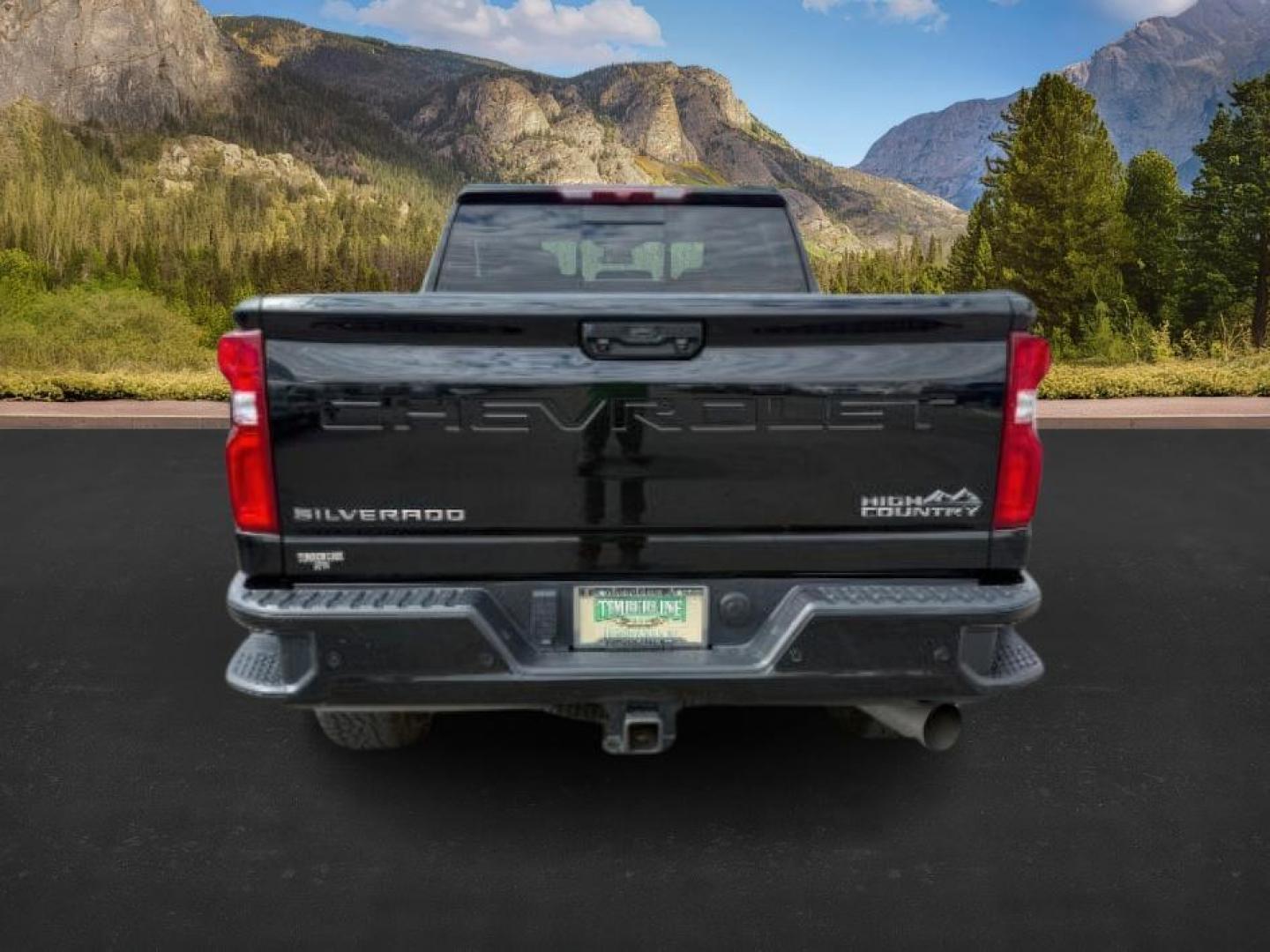 2024 Black /LEATHER Chevrolet Silverado 3500HD (2GC4YVEY3R1) with an Duramax 66L V-8 diesel direct injection engine, Automatic transmission, located at 1175 N Woodruff Ave, Idaho Falls, ID, 83401, 43.506901, -111.999657 - At Timberline Auto, finding a great deal on your next vehicle is always easy! Our experienced sales staff's goal is to help find you the right vehicle at the right price! Our knowledgeable finance department has options for almost any credit score. We offer extended service contract options to prote - Photo#3