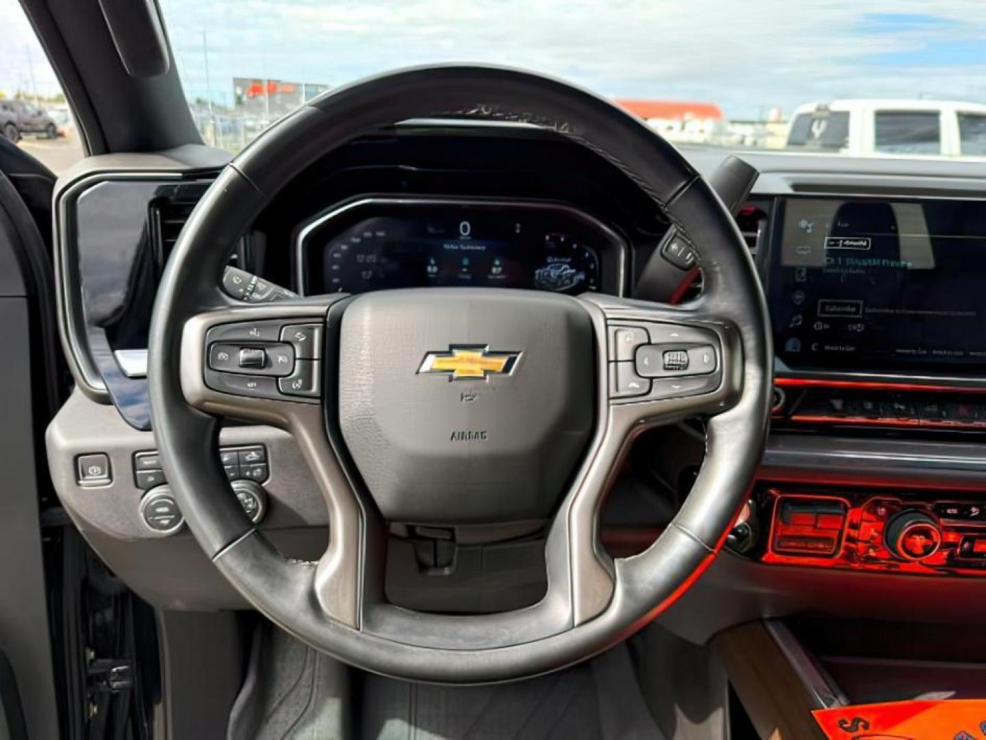2024 Black /LEATHER Chevrolet Silverado 3500HD (2GC4YVEY3R1) with an Duramax 66L V-8 diesel direct injection engine, Automatic transmission, located at 1175 N Woodruff Ave, Idaho Falls, ID, 83401, 43.506901, -111.999657 - At Timberline Auto, finding a great deal on your next vehicle is always easy! Our experienced sales staff's goal is to help find you the right vehicle at the right price! Our knowledgeable finance department has options for almost any credit score. We offer extended service contract options to prote - Photo#14
