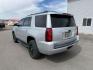2020 Silver Ice Metallic /Jet Black Chevrolet Tahoe (1GNSKBKC7LR) with an EcoTec3 53L V-8 gasoline direct injection engine, Automatic transmission, located at 1175 N Woodruff Ave, Idaho Falls, ID, 83401, 43.506901, -111.999657 - At Timberline Auto, finding a great deal on your next vehicle is always easy! Our experienced sales staff's goal is to help find you the right vehicle at the right price! Our knowledgeable finance department has options for almost any credit score. We offer extended service contract options to prote - Photo#27