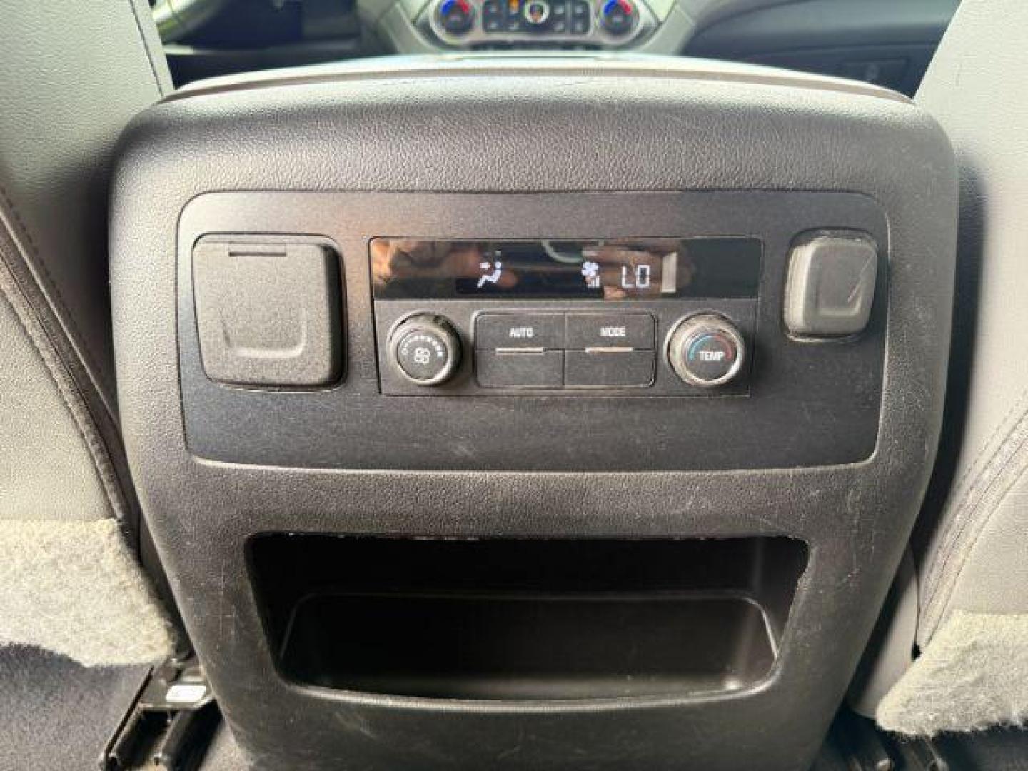 2020 Silver Ice Metallic /Jet Black Chevrolet Tahoe (1GNSKBKC7LR) with an EcoTec3 53L V-8 gasoline direct injection engine, Automatic transmission, located at 1175 N Woodruff Ave, Idaho Falls, ID, 83401, 43.506901, -111.999657 - At Timberline Auto, finding a great deal on your next vehicle is always easy! Our experienced sales staff's goal is to help find you the right vehicle at the right price! Our knowledgeable finance department has options for almost any credit score. We offer extended service contract options to prote - Photo#47