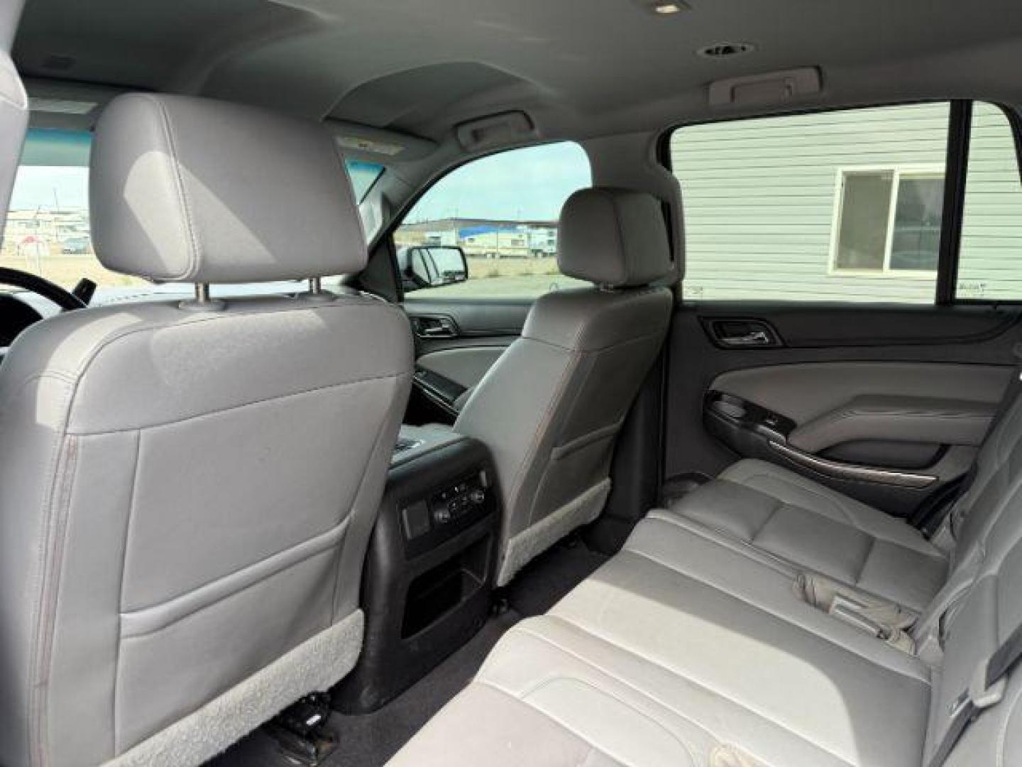2020 Silver Ice Metallic /Jet Black Chevrolet Tahoe (1GNSKBKC7LR) with an EcoTec3 53L V-8 gasoline direct injection engine, Automatic transmission, located at 1175 N Woodruff Ave, Idaho Falls, ID, 83401, 43.506901, -111.999657 - At Timberline Auto, finding a great deal on your next vehicle is always easy! Our experienced sales staff's goal is to help find you the right vehicle at the right price! Our knowledgeable finance department has options for almost any credit score. We offer extended service contract options to prote - Photo#48