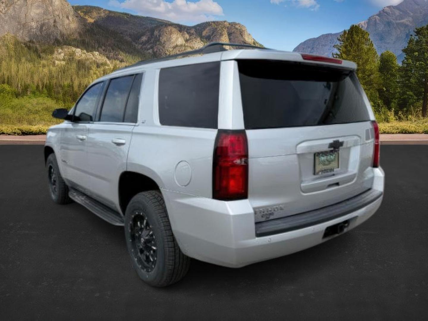 2020 Silver Ice Metallic /Jet Black Chevrolet Tahoe (1GNSKBKC7LR) with an EcoTec3 53L V-8 gasoline direct injection engine, Automatic transmission, located at 1175 N Woodruff Ave, Idaho Falls, ID, 83401, 43.506901, -111.999657 - At Timberline Auto, finding a great deal on your next vehicle is always easy! Our experienced sales staff's goal is to help find you the right vehicle at the right price! Our knowledgeable finance department has options for almost any credit score. We offer extended service contract options to prote - Photo#2