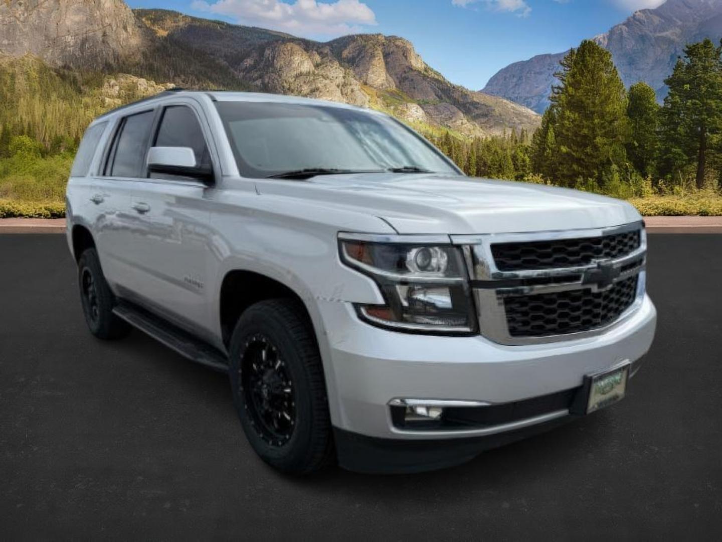 2020 Silver Ice Metallic /Jet Black Chevrolet Tahoe (1GNSKBKC7LR) with an EcoTec3 53L V-8 gasoline direct injection engine, Automatic transmission, located at 1175 N Woodruff Ave, Idaho Falls, ID, 83401, 43.506901, -111.999657 - At Timberline Auto, finding a great deal on your next vehicle is always easy! Our experienced sales staff's goal is to help find you the right vehicle at the right price! Our knowledgeable finance department has options for almost any credit score. We offer extended service contract options to prote - Photo#9