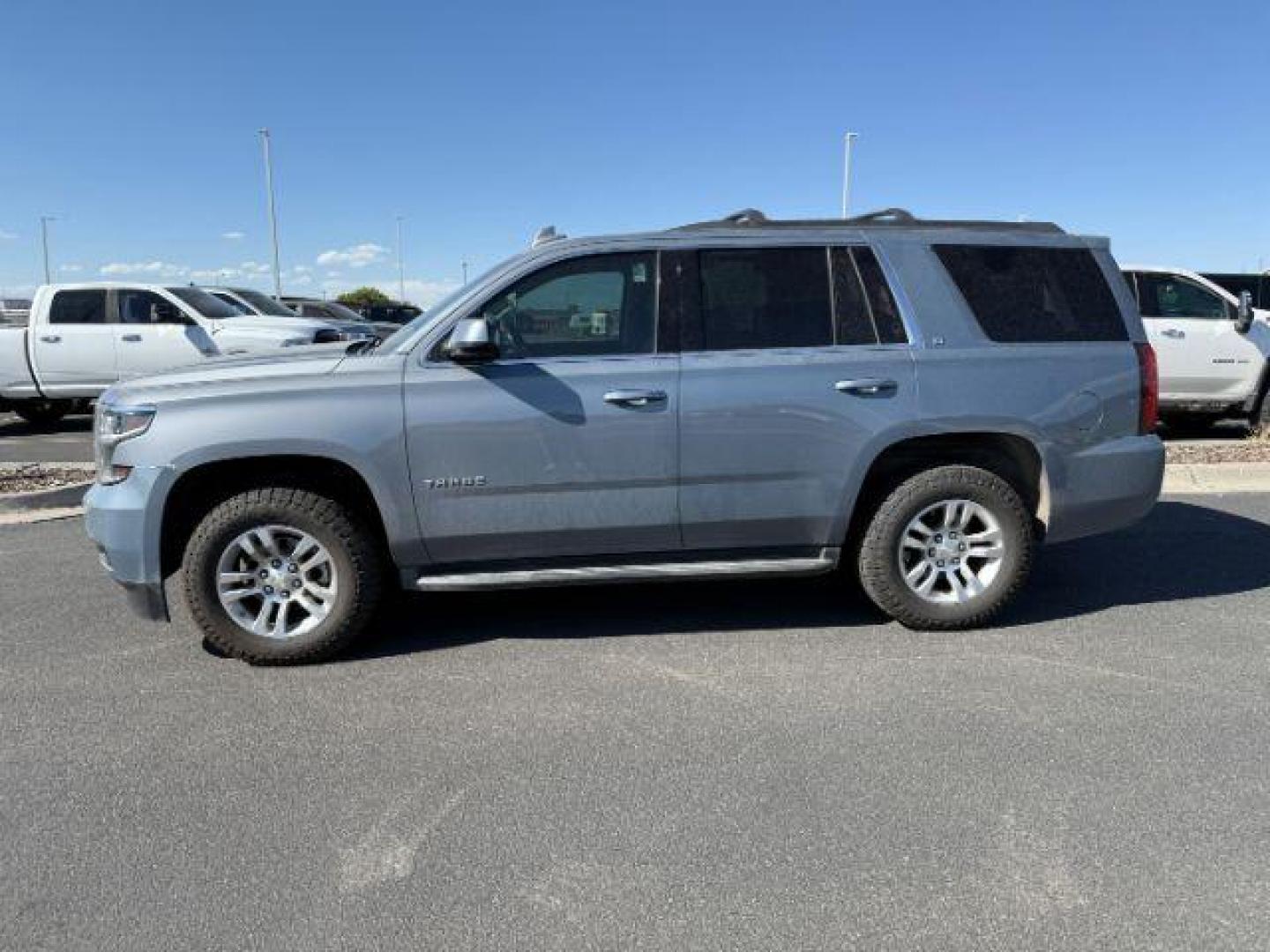 2016 GRAY /Jet Black/Dark Ash Chevrolet Tahoe (1GNSKBKC2GR) with an EcoTec3 53L V-8 gasoline direct injection engine, Automatic transmission, located at 1175 N Woodruff Ave, Idaho Falls, ID, 83401, 43.506901, -111.999657 - Photo#1