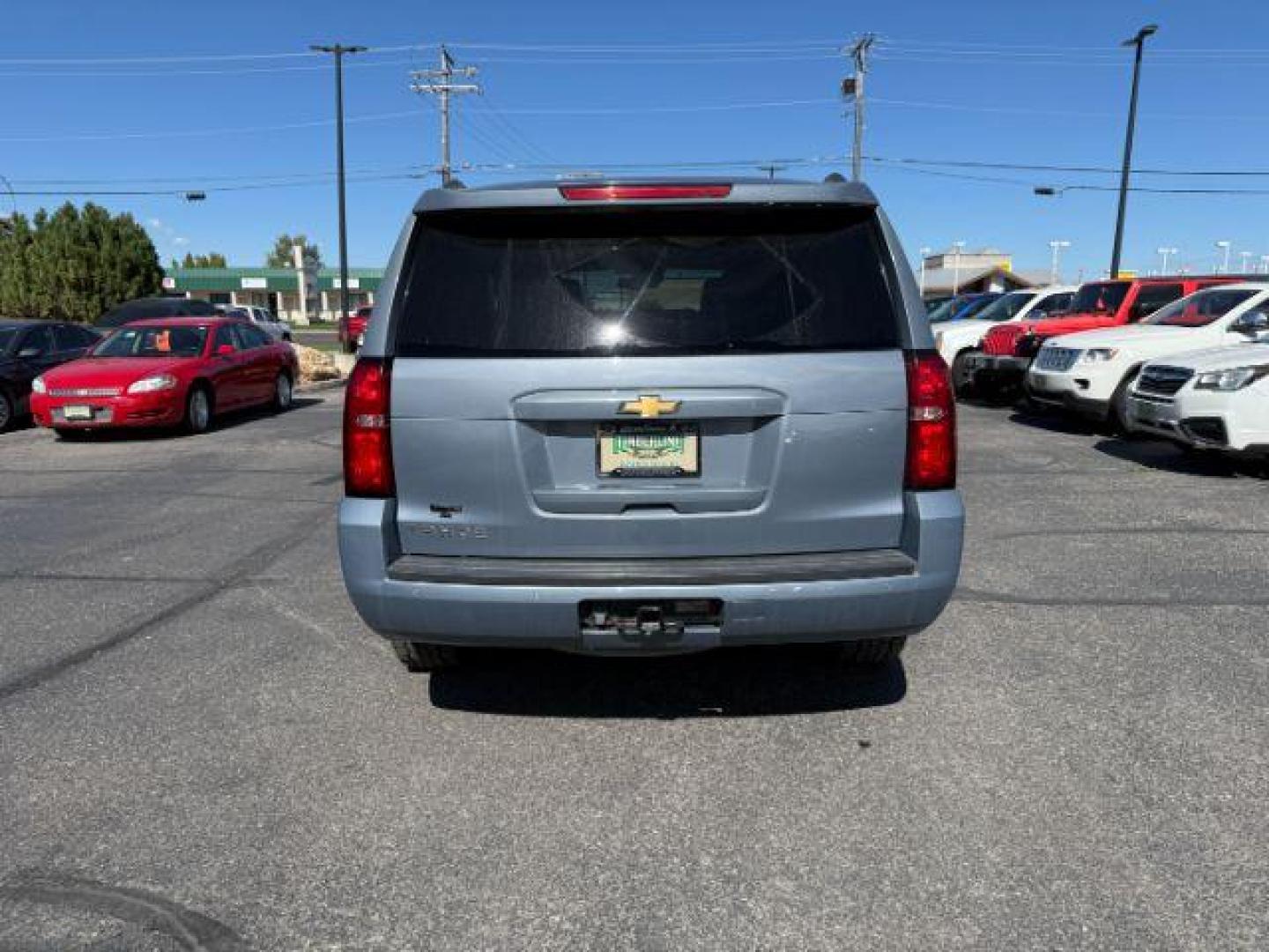 2016 GRAY /Jet Black/Dark Ash Chevrolet Tahoe (1GNSKBKC2GR) with an EcoTec3 53L V-8 gasoline direct injection engine, Automatic transmission, located at 1175 N Woodruff Ave, Idaho Falls, ID, 83401, 43.506901, -111.999657 - At Timberline Auto, finding a great deal on your next vehicle is always easy! Our experienced sales staff's goal is to help find you the right vehicle at the right price! Our knowledgeable finance department has options for almost any credit score. We offer extended service contract options to prote - Photo#30