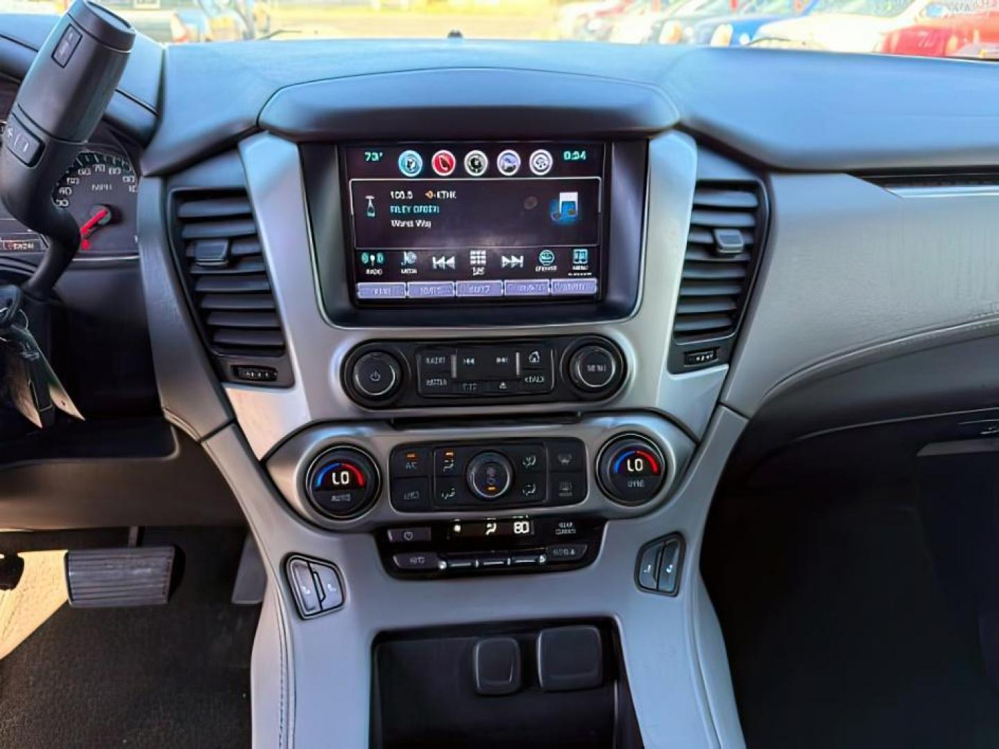 2016 GRAY /Jet Black/Dark Ash Chevrolet Tahoe (1GNSKBKC2GR) with an EcoTec3 53L V-8 gasoline direct injection engine, Automatic transmission, located at 1175 N Woodruff Ave, Idaho Falls, ID, 83401, 43.506901, -111.999657 - At Timberline Auto, finding a great deal on your next vehicle is always easy! Our experienced sales staff's goal is to help find you the right vehicle at the right price! Our knowledgeable finance department has options for almost any credit score. We offer extended service contract options to prote - Photo#16