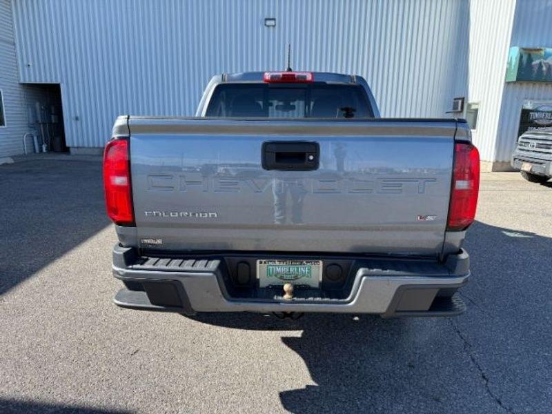 2021 Satin Steel Metallic /Jet Black Chevrolet Colorado 4WD LT (1GCGTCEN5M1) with an V6, 3.6L engine, 8-speed automatic transmission, located at 1175 N Woodruff Ave, Idaho Falls, ID, 83401, 43.506901, -111.999657 - <b>Vehicle Details</b><br>Discover capable midsize truck performance with this pre-owned 2021 Chevrolet Colorado LT 4WD, now available in Idaho Falls, ID. Powered by a strong V6, 3.6L gasoline engine, this Chevrolet Colorado delivers confident acceleration, dependable towing ability, and the versati- Photo#3