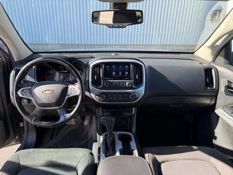 2021 Satin Steel Metallic /Jet Black Chevrolet Colorado 4WD LT (1GCGTCEN5M1) with an V6, 3.6L engine, 8-speed automatic transmission, located at 1175 N Woodruff Ave, Idaho Falls, ID, 83401, 43.506901, -111.999657 - <b>Vehicle Details</b><br>Discover capable midsize truck performance with this pre-owned 2021 Chevrolet Colorado LT 4WD, now available in Idaho Falls, ID. Powered by a strong V6, 3.6L gasoline engine, this Chevrolet Colorado delivers confident acceleration, dependable towing ability, and the versati- Photo#20