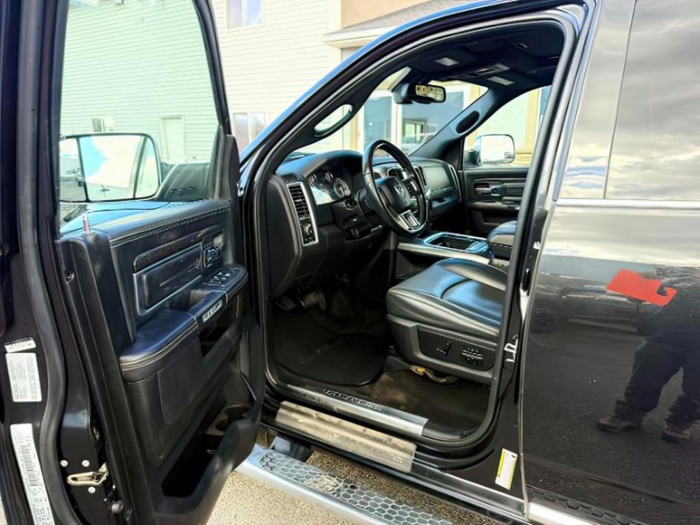 2017 BLACK /LEATHER Ram 1500 (1C6RR7PT3HS) with an 57 engine, Automatic transmission, located at 1175 N Woodruff Ave, Idaho Falls, ID, 83401, 43.506901, -111.999657 - At Timberline Auto, finding a great deal on your next vehicle is always easy! Our experienced sales staff's goal is to help find you the right vehicle at the right price! Our knowledgeable finance department has options for almost any credit score. We offer extended service contract options to prote - Photo#11