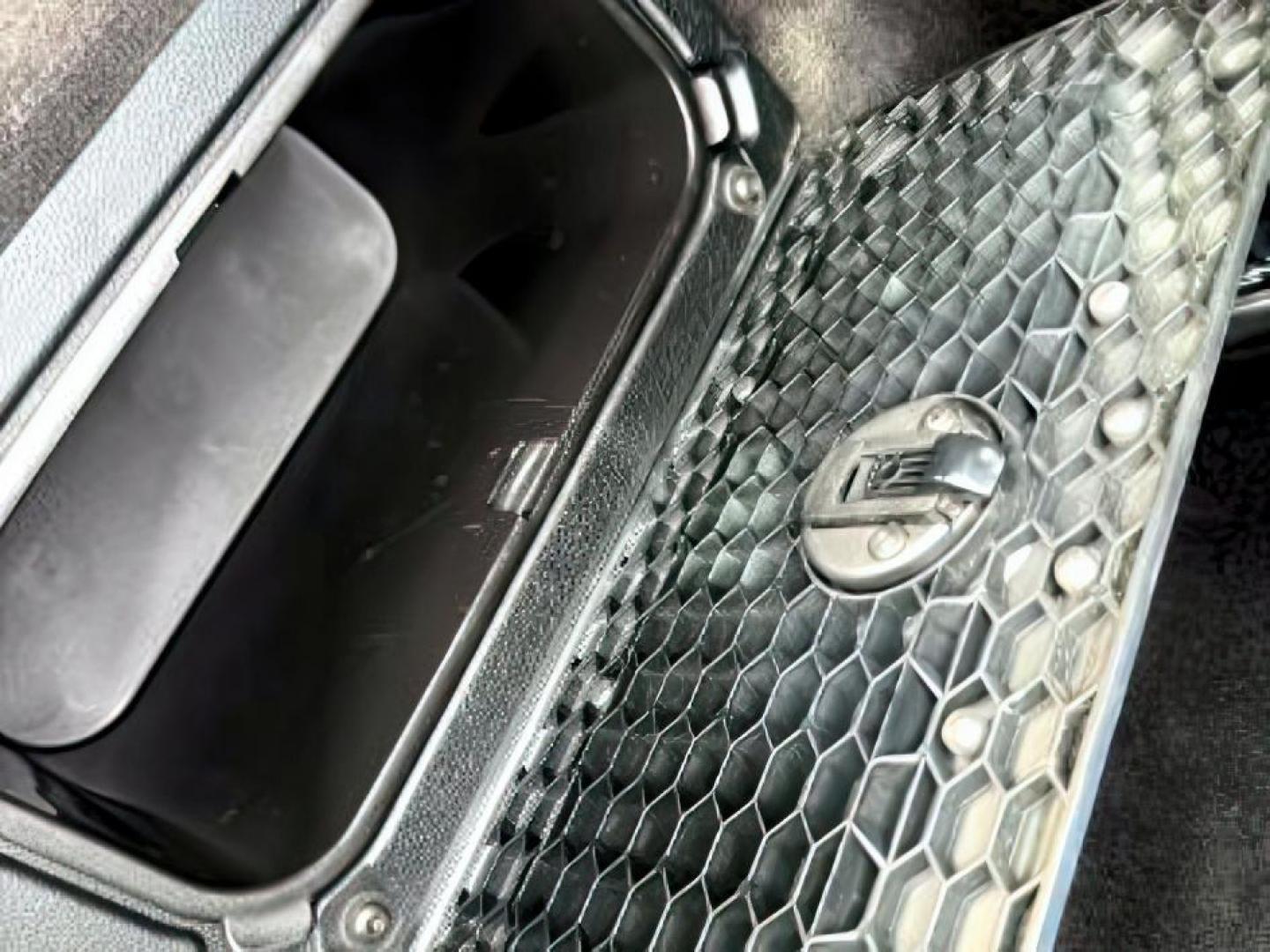 2017 BLACK /LEATHER Ram 1500 (1C6RR7PT3HS) with an 57 engine, Automatic transmission, located at 1175 N Woodruff Ave, Idaho Falls, ID, 83401, 43.506901, -111.999657 - At Timberline Auto, finding a great deal on your next vehicle is always easy! Our experienced sales staff's goal is to help find you the right vehicle at the right price! Our knowledgeable finance department has options for almost any credit score. We offer extended service contract options to prote - Photo#25