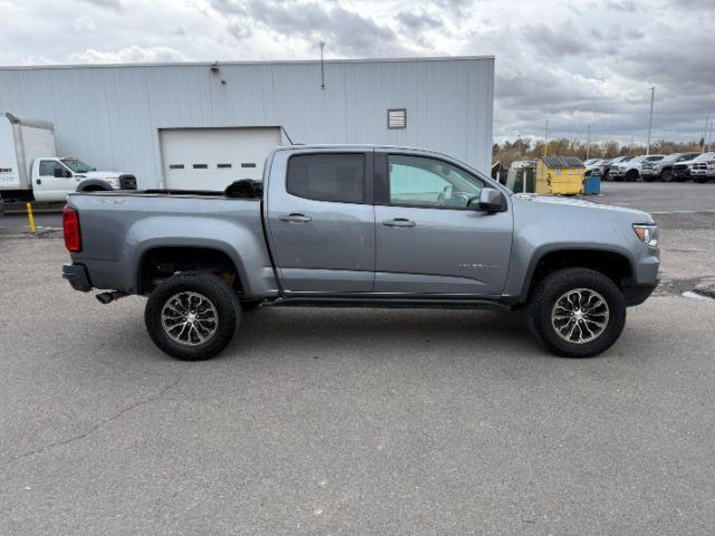 2021 GRAY /Jet Black Chevrolet Colorado (1GCGTEEN9M1) with an 36L V-6 gasoline direct injection engine, Automatic transmission, located at 1175 N Woodruff Ave, Idaho Falls, ID, 83401, 43.506901, -111.999657 - At Timberline Auto, finding a great deal on your next vehicle is always easy! Our experienced sales staff's goal is to help find you the right vehicle at the right price! Our knowledgeable finance department has options for almost any credit score. We offer extended service contract options to prote - Photo#32