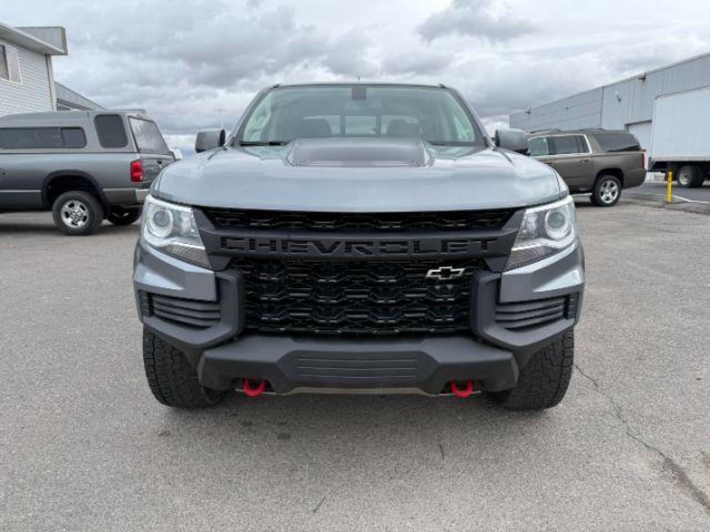 2021 GRAY /Jet Black Chevrolet Colorado (1GCGTEEN9M1) with an 36L V-6 gasoline direct injection engine, Automatic transmission, located at 1175 N Woodruff Ave, Idaho Falls, ID, 83401, 43.506901, -111.999657 - At Timberline Auto, finding a great deal on your next vehicle is always easy! Our experienced sales staff's goal is to help find you the right vehicle at the right price! Our knowledgeable finance department has options for almost any credit score. We offer extended service contract options to prote - Photo#34