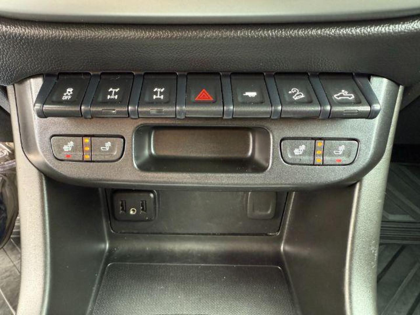 2021 GRAY /Jet Black Chevrolet Colorado (1GCGTEEN9M1) with an 36L V-6 gasoline direct injection engine, Automatic transmission, located at 1175 N Woodruff Ave, Idaho Falls, ID, 83401, 43.506901, -111.999657 - At Timberline Auto, finding a great deal on your next vehicle is always easy! Our experienced sales staff's goal is to help find you the right vehicle at the right price! Our knowledgeable finance department has options for almost any credit score. We offer extended service contract options to prote - Photo#43