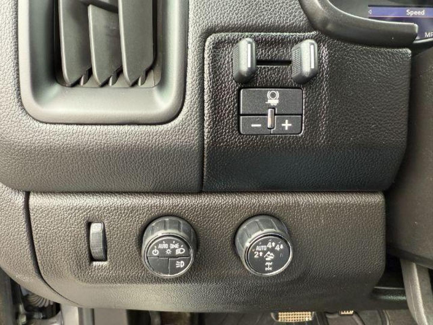 2021 GRAY /Jet Black Chevrolet Colorado (1GCGTEEN9M1) with an 36L V-6 gasoline direct injection engine, Automatic transmission, located at 1175 N Woodruff Ave, Idaho Falls, ID, 83401, 43.506901, -111.999657 - At Timberline Auto, finding a great deal on your next vehicle is always easy! Our experienced sales staff's goal is to help find you the right vehicle at the right price! Our knowledgeable finance department has options for almost any credit score. We offer extended service contract options to prote - Photo#44