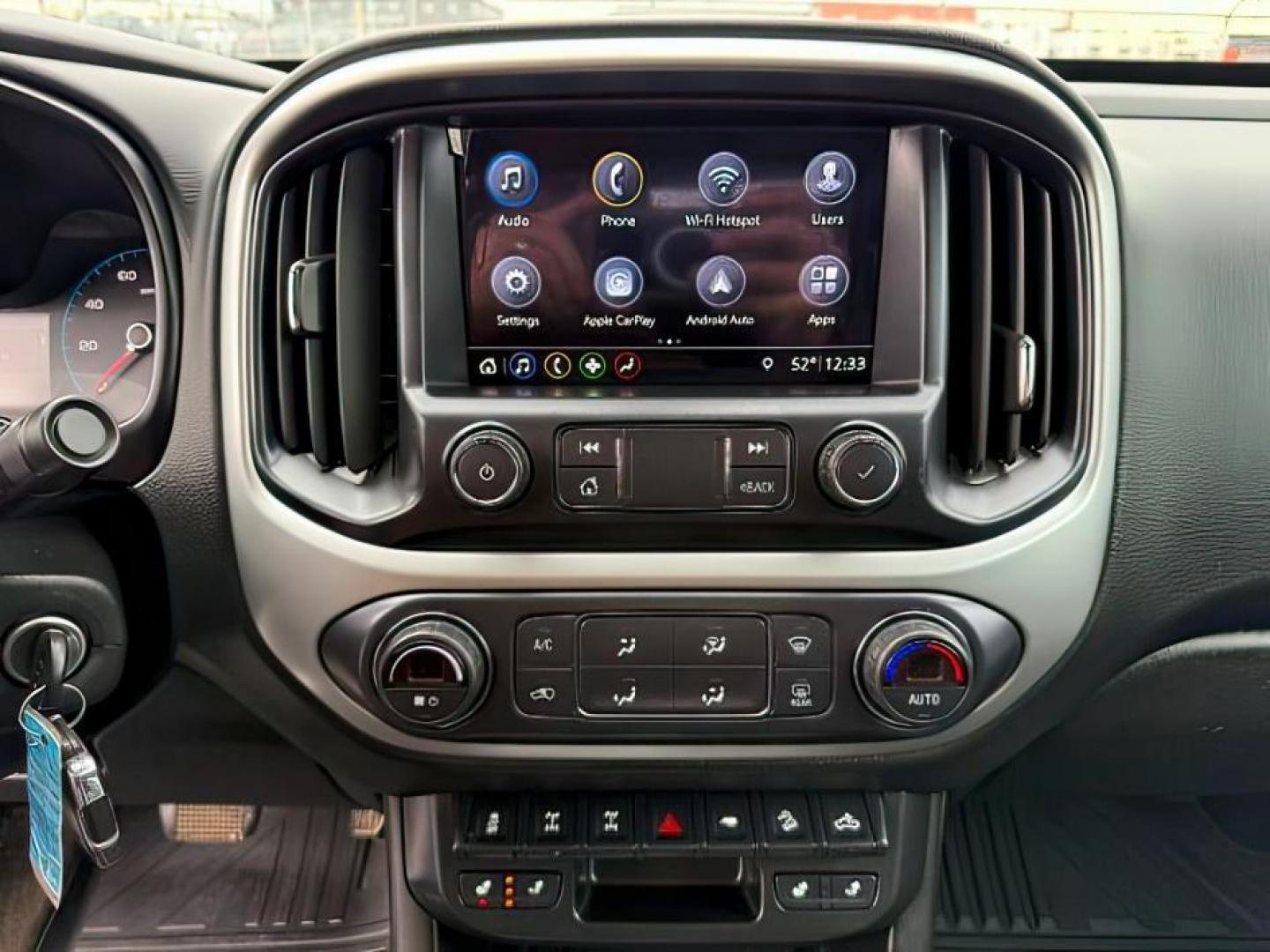 2021 GRAY /Jet Black Chevrolet Colorado (1GCGTEEN9M1) with an 36L V-6 gasoline direct injection engine, Automatic transmission, located at 1175 N Woodruff Ave, Idaho Falls, ID, 83401, 43.506901, -111.999657 - At Timberline Auto, finding a great deal on your next vehicle is always easy! Our experienced sales staff's goal is to help find you the right vehicle at the right price! Our knowledgeable finance department has options for almost any credit score. We offer extended service contract options to prote - Photo#15