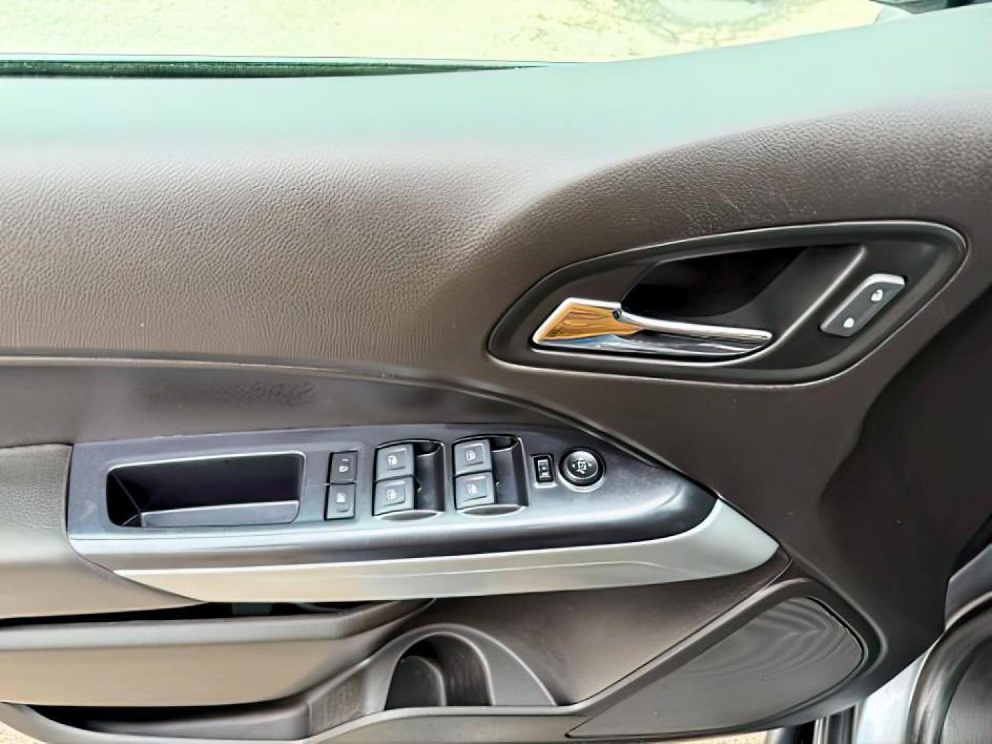 2021 GRAY /Jet Black Chevrolet Colorado (1GCGTEEN9M1) with an 36L V-6 gasoline direct injection engine, Automatic transmission, located at 1175 N Woodruff Ave, Idaho Falls, ID, 83401, 43.506901, -111.999657 - At Timberline Auto, finding a great deal on your next vehicle is always easy! Our experienced sales staff's goal is to help find you the right vehicle at the right price! Our knowledgeable finance department has options for almost any credit score. We offer extended service contract options to prote - Photo#21