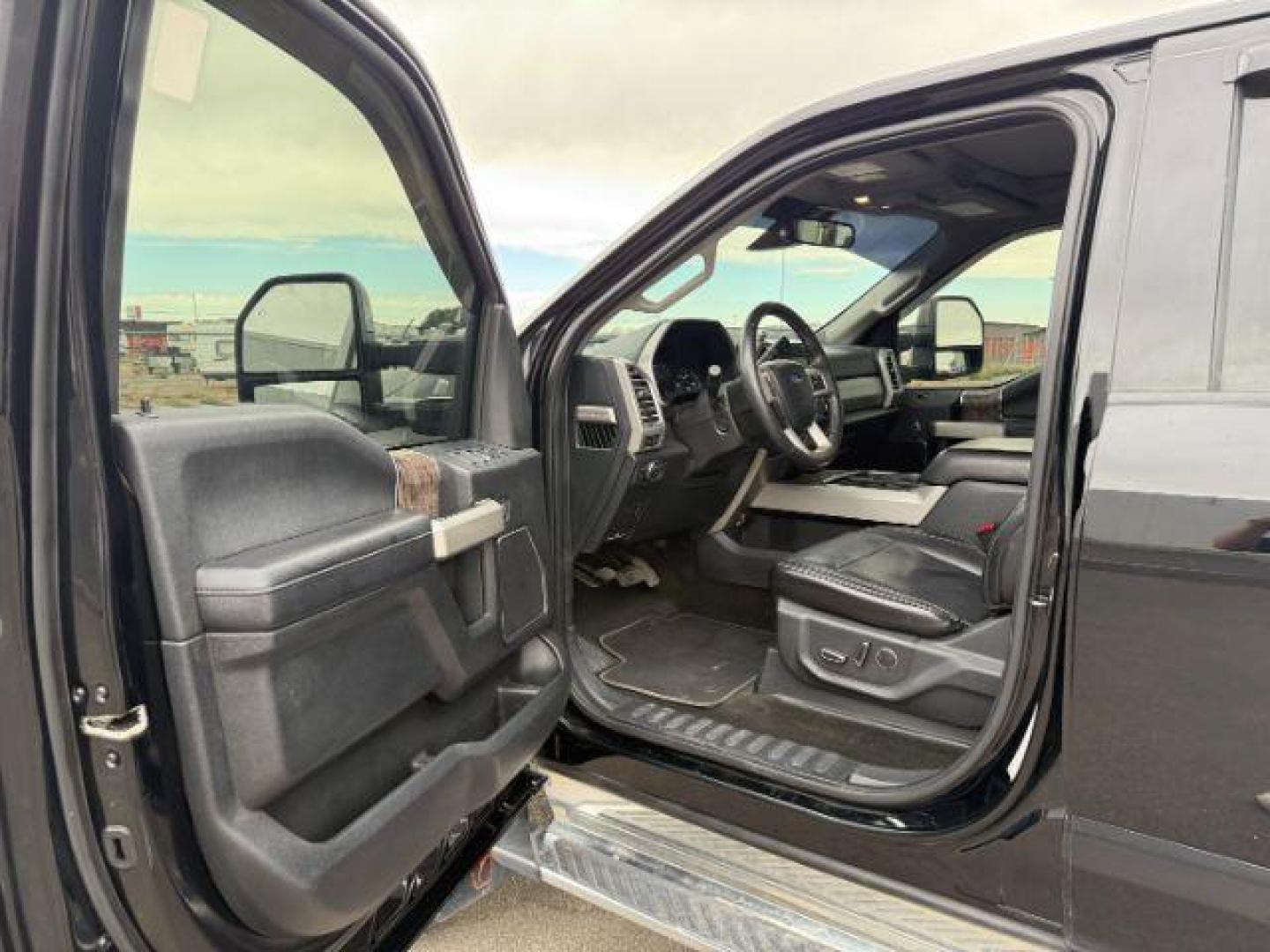 2017 Shadow Black /Black Ford F-350 LARIAT (1FT8W3DT8HE) with an Powerstroke 6.7L V-8 diesel direct injection engine, AUTOMATIC transmission, located at 1235 N Woodruff Ave., Idaho Falls, 83401, (208) 523-1053, 43.507172, -112.000488 - At Timberline Auto, finding a great deal on your next vehicle is always easy! Our experienced sales staff's goal is to help find you the right vehicle at the right price! Our knowledgeable finance department has options for almost any credit score. We offer extended service contract options to prote - Photo#10