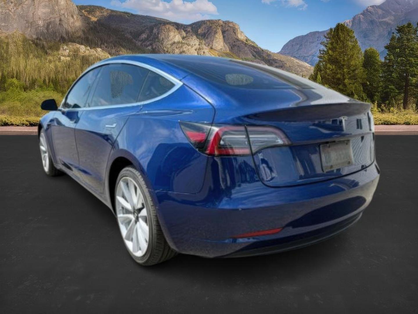2018 BLUE /CLOTH Tesla Model 3 (5YJ3E1EA4JF) with an ELECTRIC engine, Automatic transmission, located at 1175 N Woodruff Ave, Idaho Falls, ID, 83401, 43.506901, -111.999657 - At Timberline Auto, finding a great deal on your next vehicle is always easy! Our experienced sales staff's goal is to help find you the right vehicle at the right price! Our knowledgeable finance department has options for almost any credit score. We offer extended service contract options to prote - Photo#2