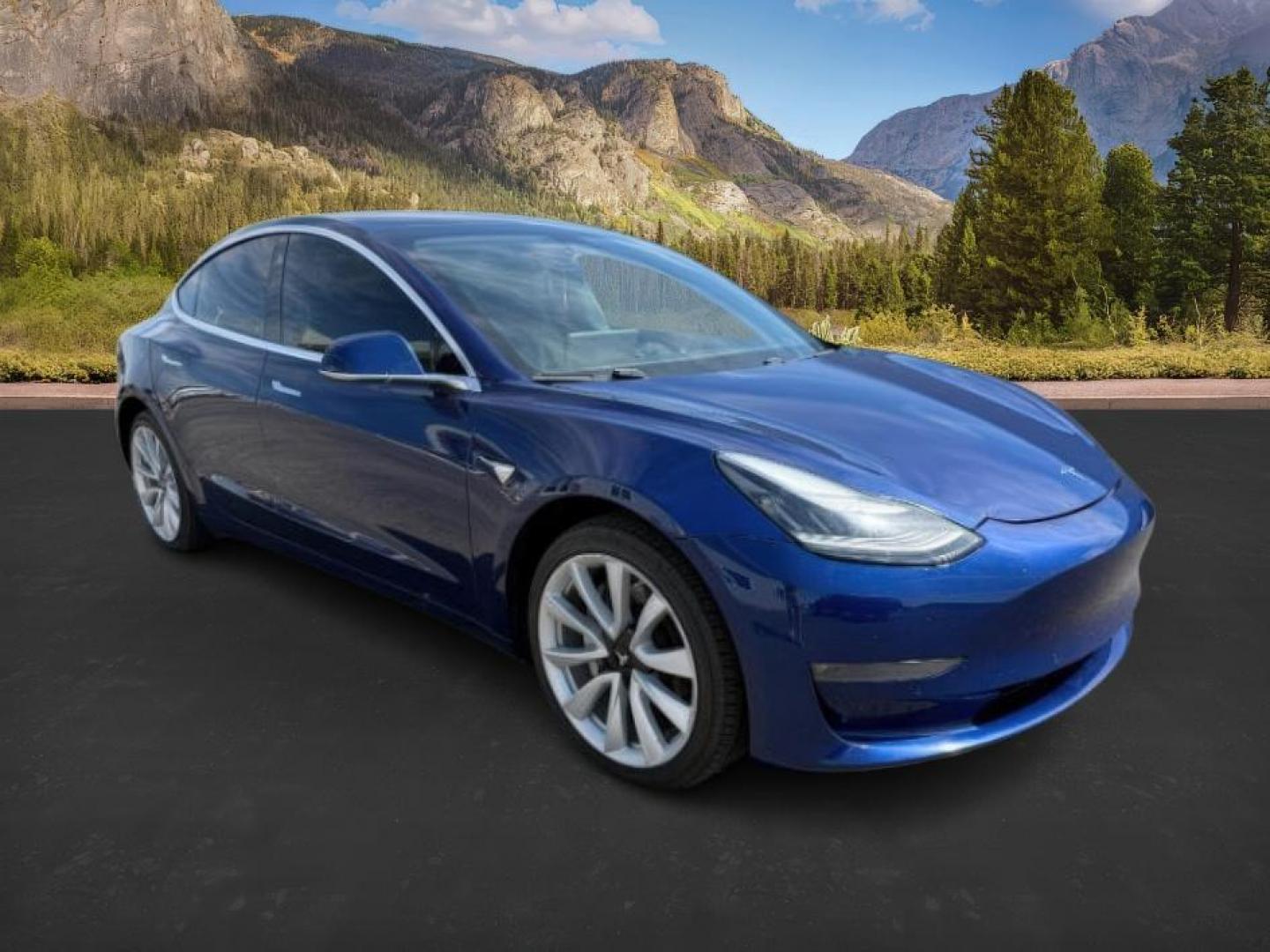 2018 BLUE /CLOTH Tesla Model 3 (5YJ3E1EA4JF) with an ELECTRIC engine, Automatic transmission, located at 1175 N Woodruff Ave, Idaho Falls, ID, 83401, 43.506901, -111.999657 - At Timberline Auto, finding a great deal on your next vehicle is always easy! Our experienced sales staff's goal is to help find you the right vehicle at the right price! Our knowledgeable finance department has options for almost any credit score. We offer extended service contract options to prote - Photo#6