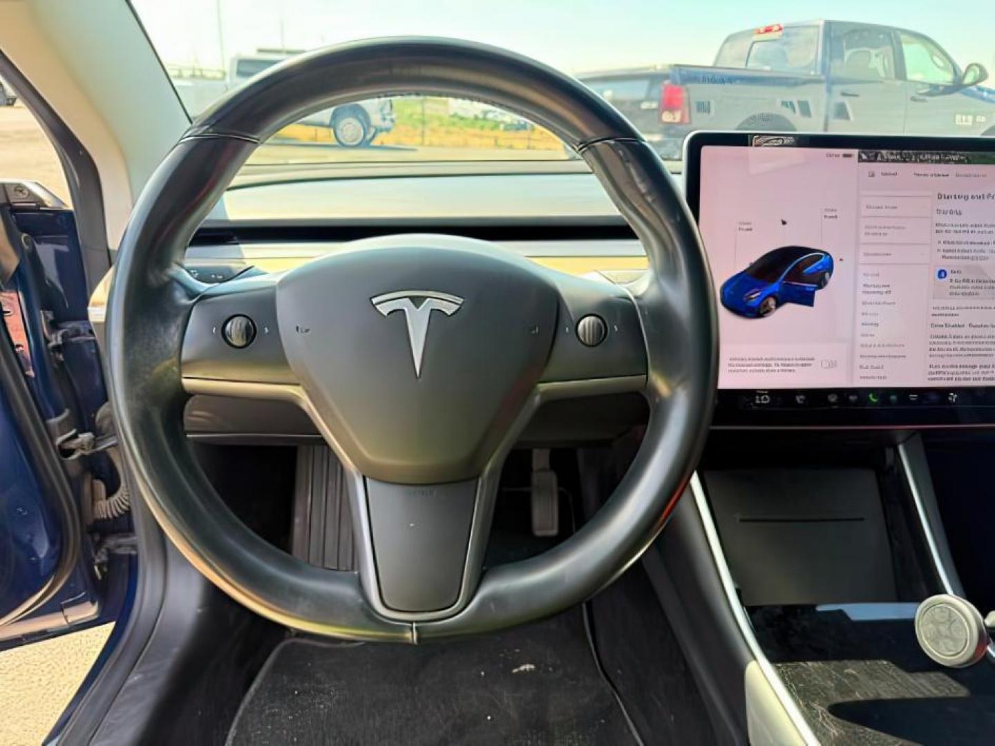 2018 BLUE /CLOTH Tesla Model 3 (5YJ3E1EA4JF) with an ELECTRIC engine, Automatic transmission, located at 1175 N Woodruff Ave, Idaho Falls, ID, 83401, 43.506901, -111.999657 - At Timberline Auto, finding a great deal on your next vehicle is always easy! Our experienced sales staff's goal is to help find you the right vehicle at the right price! Our knowledgeable finance department has options for almost any credit score. We offer extended service contract options to prote - Photo#12
