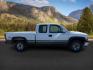 2000 Summit White /Graphite Chevrolet Silverado 1500 (1GCEK19V4YZ) with an Vortec 48L V-8 regular unleaded engine, Automatic transmission, located at 1175 N Woodruff Ave, Idaho Falls, ID, 83401, 43.506901, -111.999657 - At Timberline Auto, finding a great deal on your next vehicle is always easy! Our experienced sales staff's goal is to help find you the right vehicle at the right price! Our knowledgeable finance department has options for almost any credit score. We offer extended service contract options to prote - Photo#5