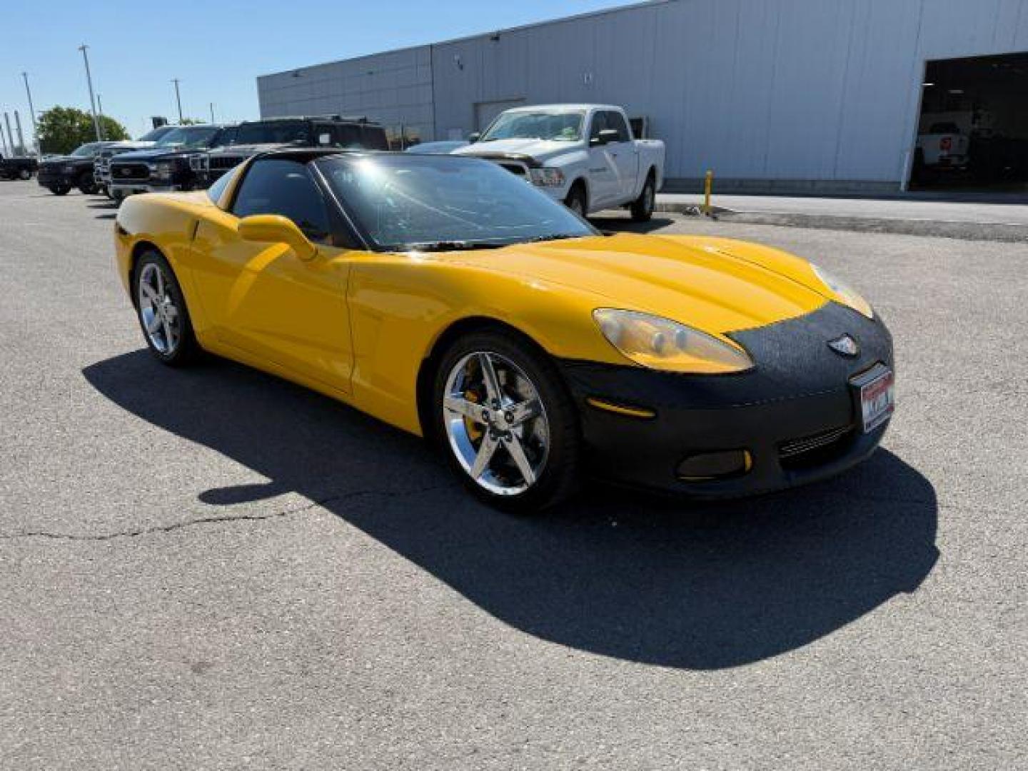 2005 YELLOW /LEATHER Chevrolet Corvette (1G1YY24U355) with an 60 engine, Manual transmission, located at 1175 N Woodruff Ave, Idaho Falls, ID, 83401, 43.506901, -111.999657 - Photo#22