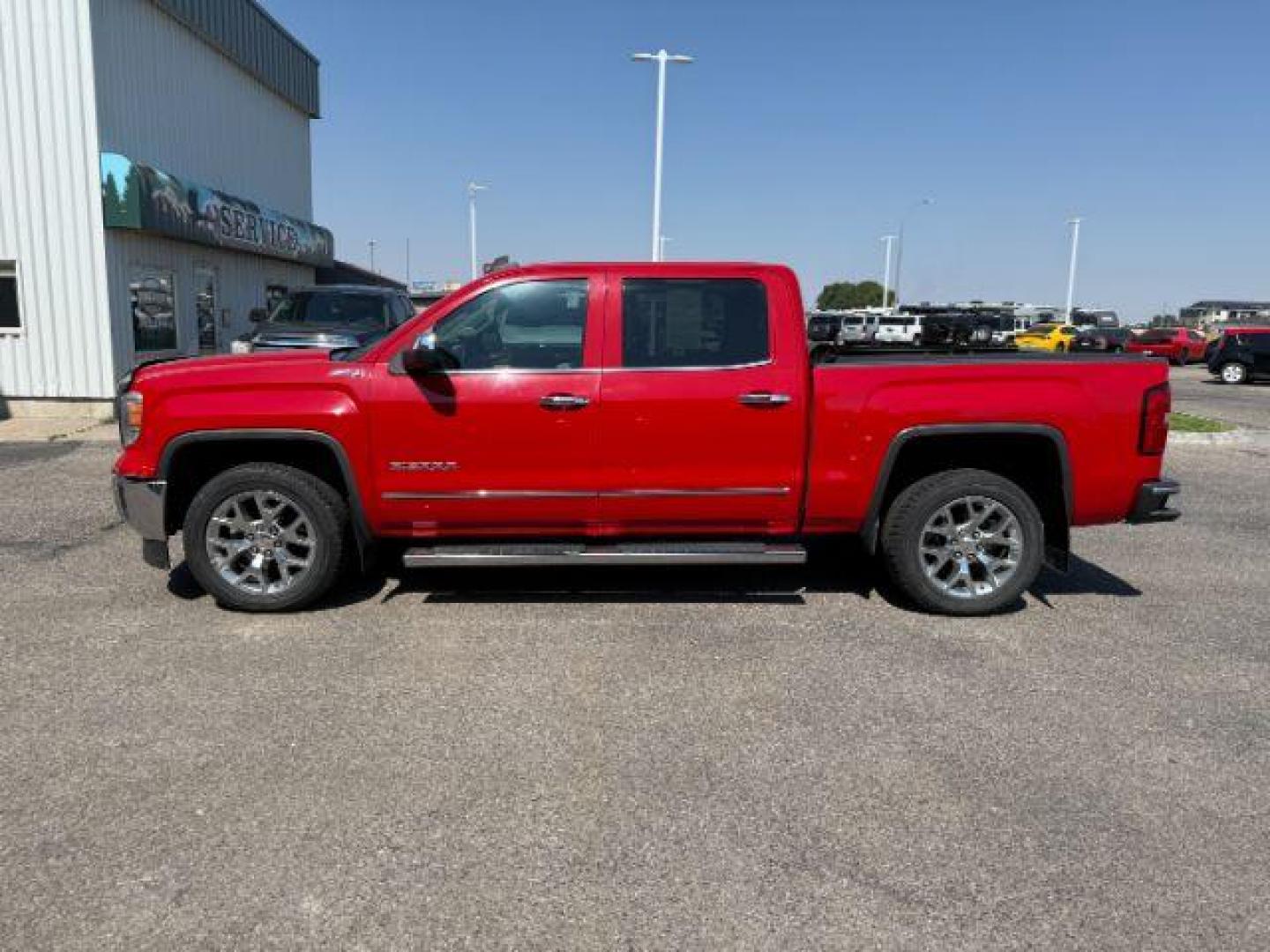 2015 RED /LEATHER GMC Sierra 1500 (3GTU2VEJ6FG) with an 62L V8 engine, Automatic transmission, located at 1175 N Woodruff Ave, Idaho Falls, ID, 83401, 43.506901, -111.999657 - At Timberline Auto, finding a great deal on your next vehicle is always easy! Our experienced sales staff's goal is to help find you the right vehicle at the right price! Our knowledgeable finance department has options for almost any credit score. We offer extended service contract options to prote - Photo#24