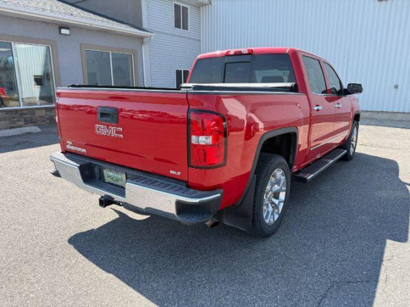 2015 RED /LEATHER GMC Sierra 1500 (3GTU2VEJ6FG) with an 62L V8 engine, Automatic transmission, located at 1175 N Woodruff Ave, Idaho Falls, ID, 83401, 43.506901, -111.999657 - At Timberline Auto, finding a great deal on your next vehicle is always easy! Our experienced sales staff's goal is to help find you the right vehicle at the right price! Our knowledgeable finance department has options for almost any credit score. We offer extended service contract options to prote - Photo#29