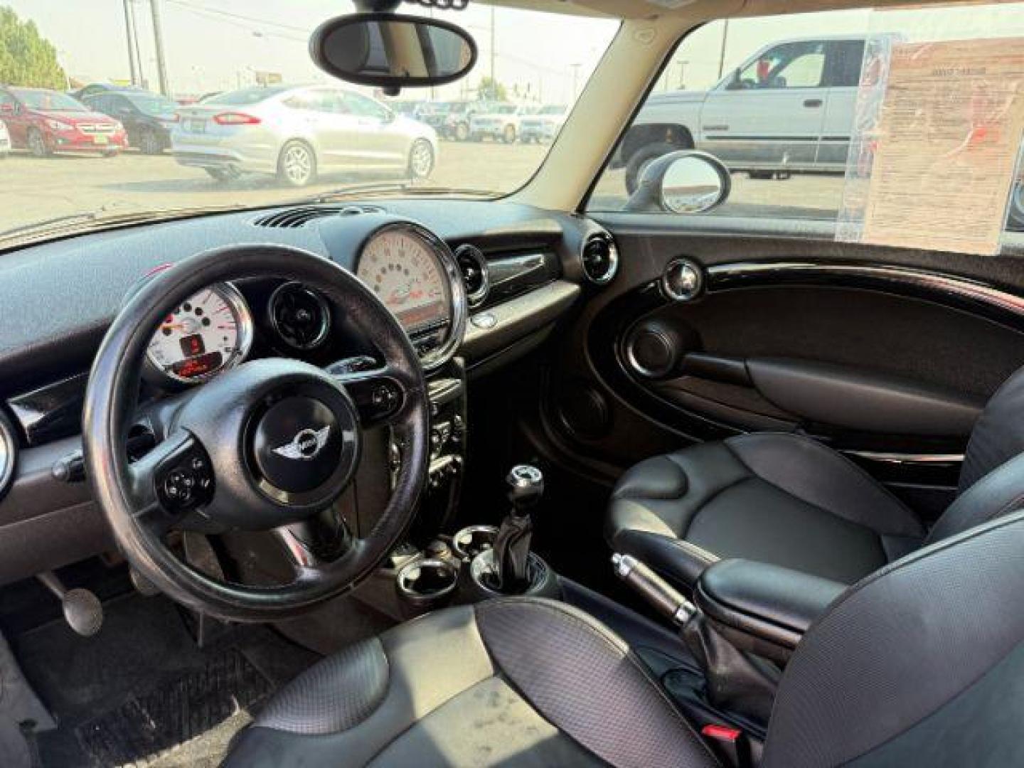 2013 BLUE /Carbon Black Mini Hardtop (WMWSU3C57DT) with an 16L I-4 DOHC engine, Manual transmission, located at 1175 N Woodruff Ave, Idaho Falls, ID, 83401, 43.506901, -111.999657 - At Timberline Auto, finding a great deal on your next vehicle is always easy! Our experienced sales staff's goal is to help find you the right vehicle at the right price! Our knowledgeable finance department has options for almost any credit score. We offer extended service contract options to prote - Photo#11